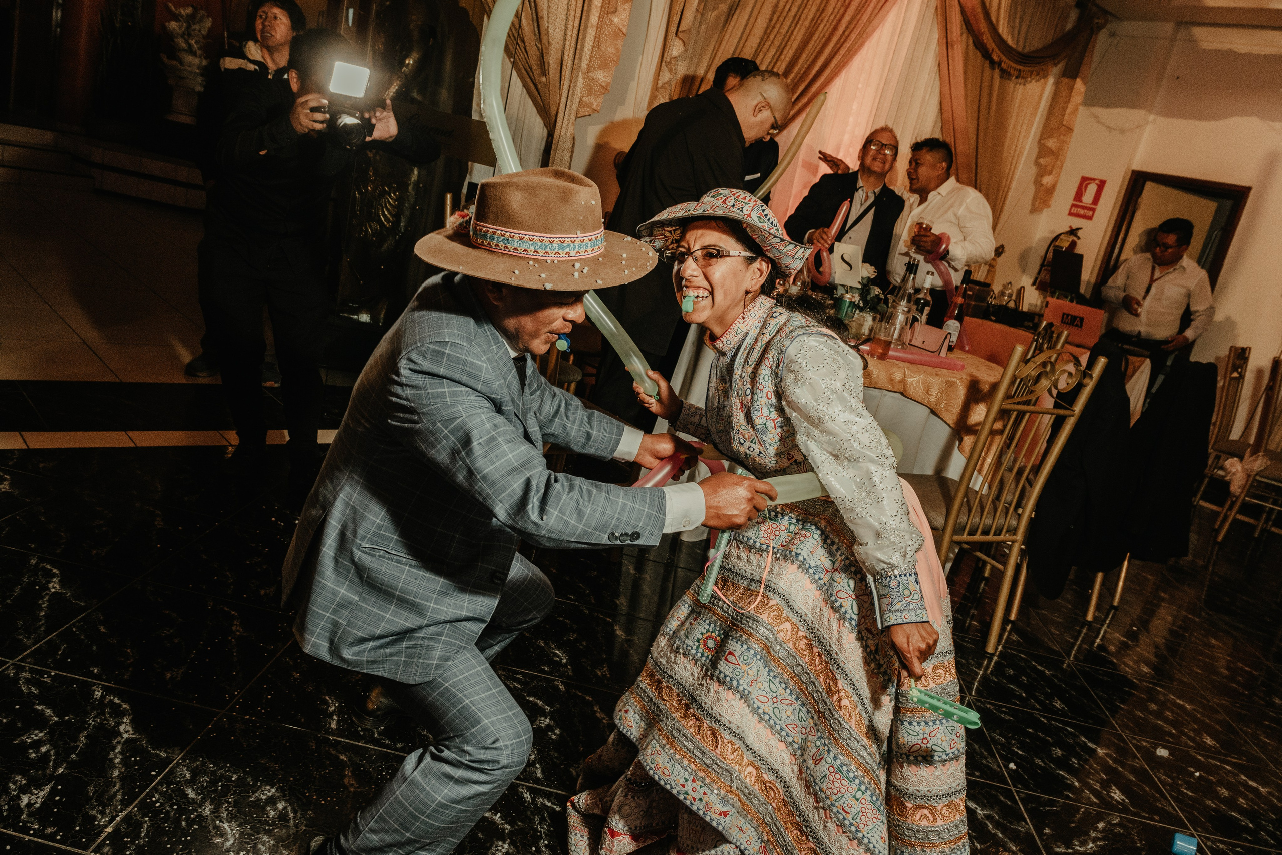 VANESSA + FRANKLIN BODA RELIGIOSA. Studio KVTA | Fotografía y Video de Bodas en Arequipa