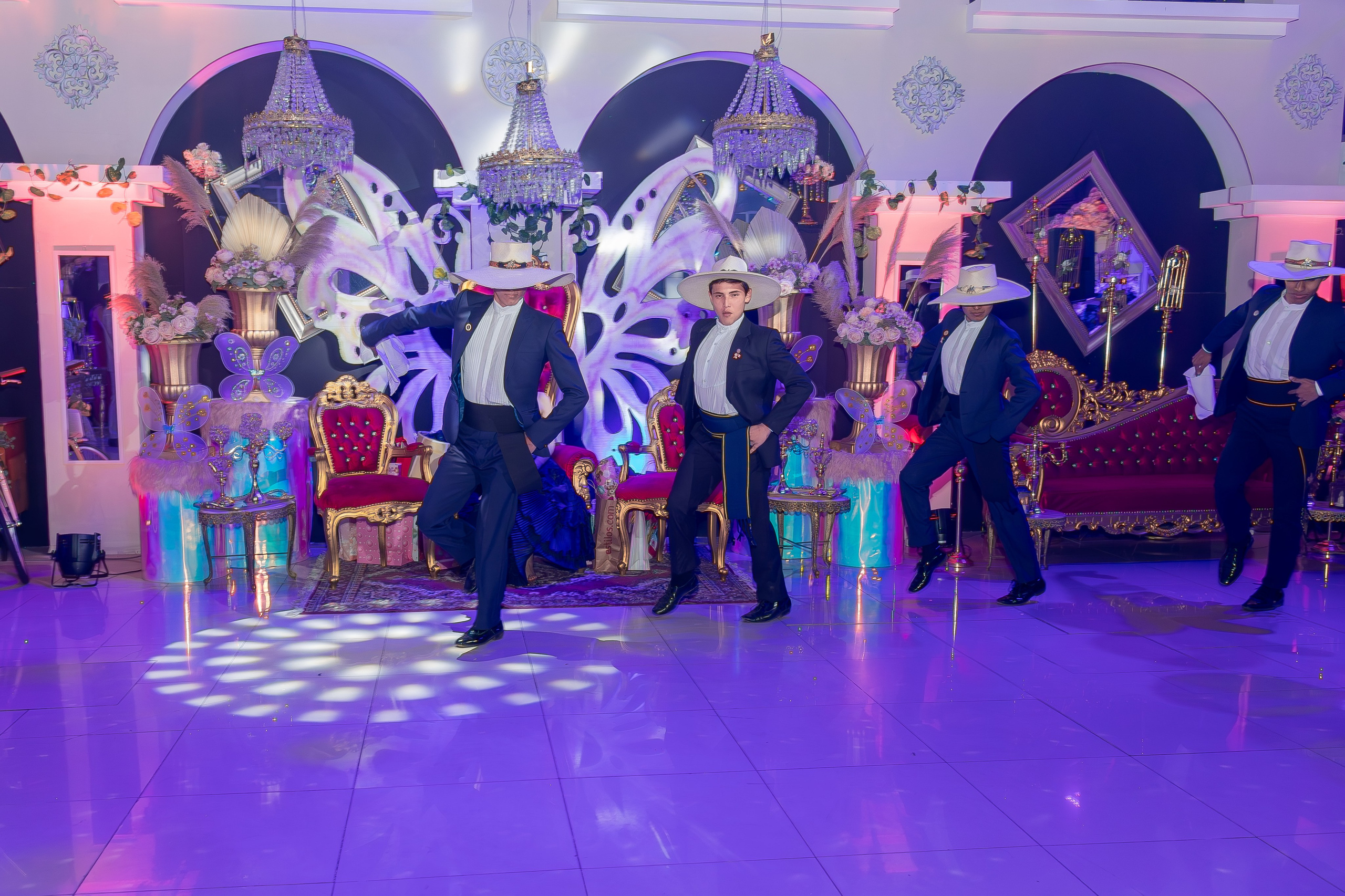 Xv de karolay. Studio KVTA | Fotografía y Video de Bodas en Arequipa