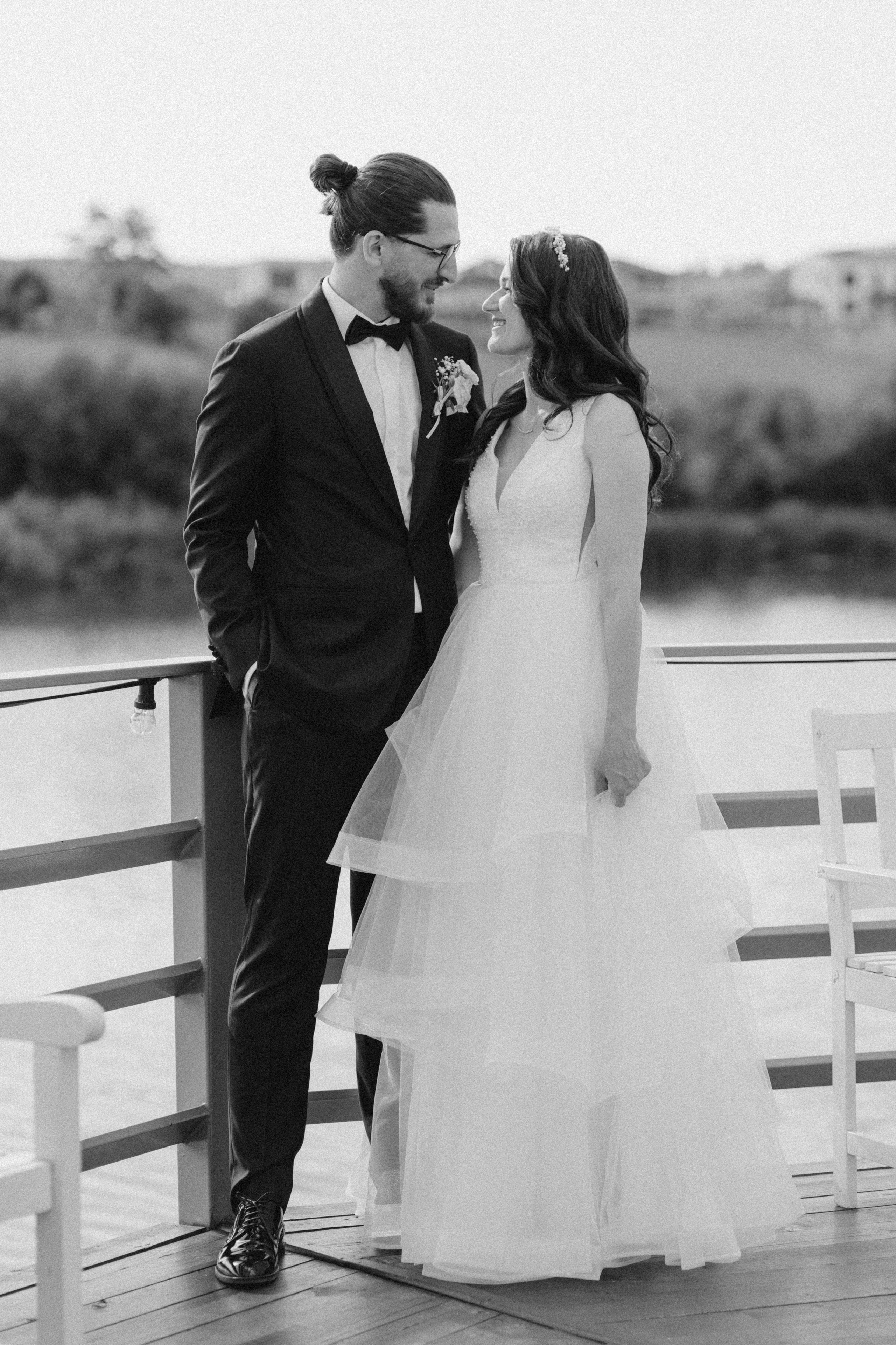 Gabriela & Dragos. Gabrielacojocariu.com