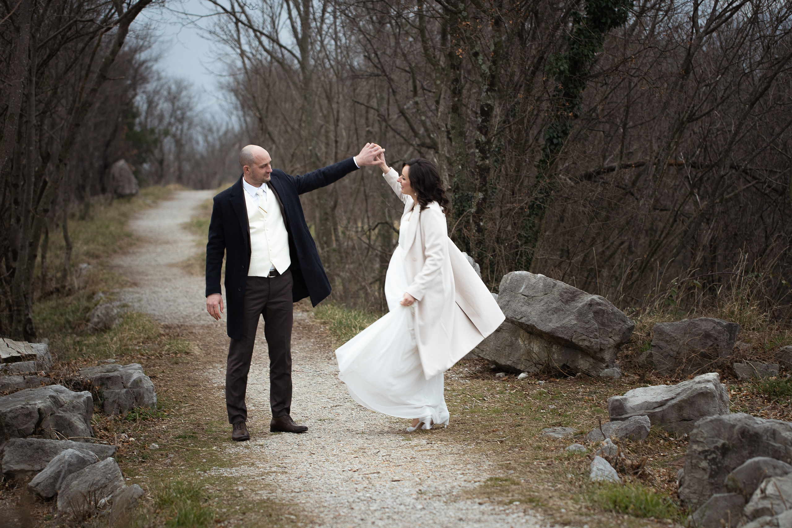 Poročna fofografija. Fotografinja in videografinja Mariia Bortiakova iz Slovenije: fotografiranje dogodkov, portretov in snemanje videov po vsej Sloveniji