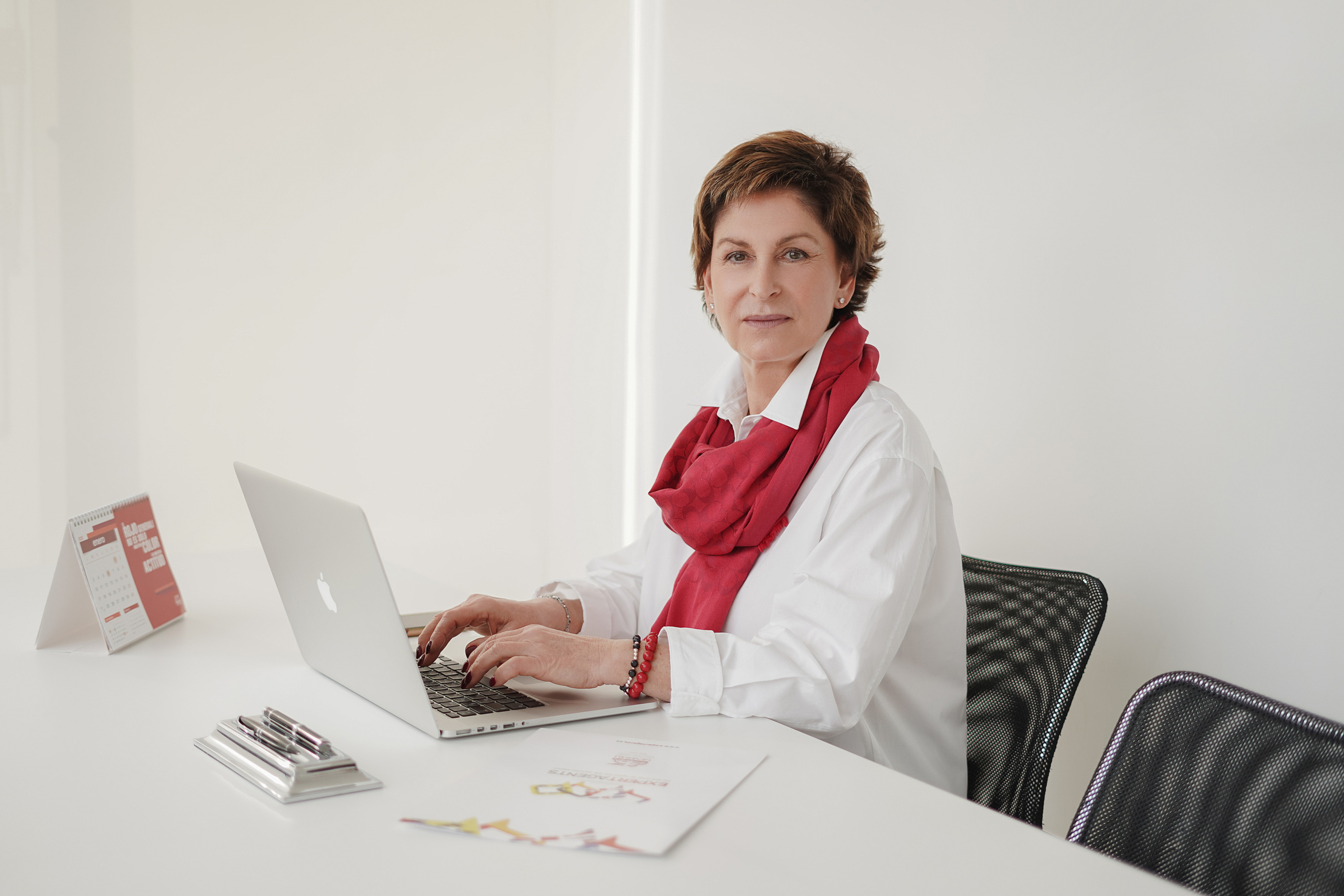 Sesión para negocio. Fotografo familiar, bodas, reportaje Diana Memetova Alicante, Benidorm