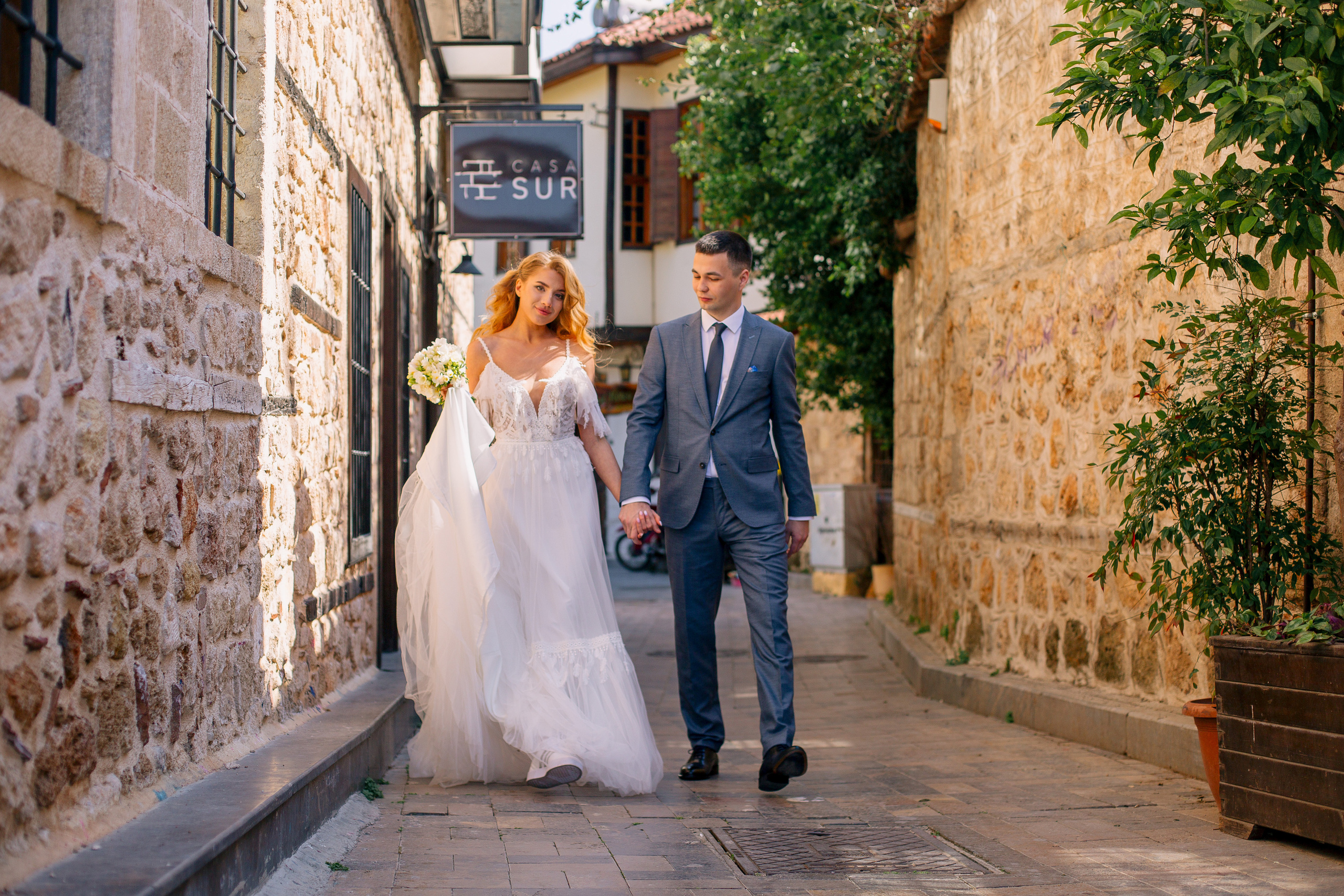 Wedding photo session in Kaleici, Antalya. Professional Photographer in Alanya, Side, Belek | Alsu Develi  Wedding, Family and portrait photo sessions