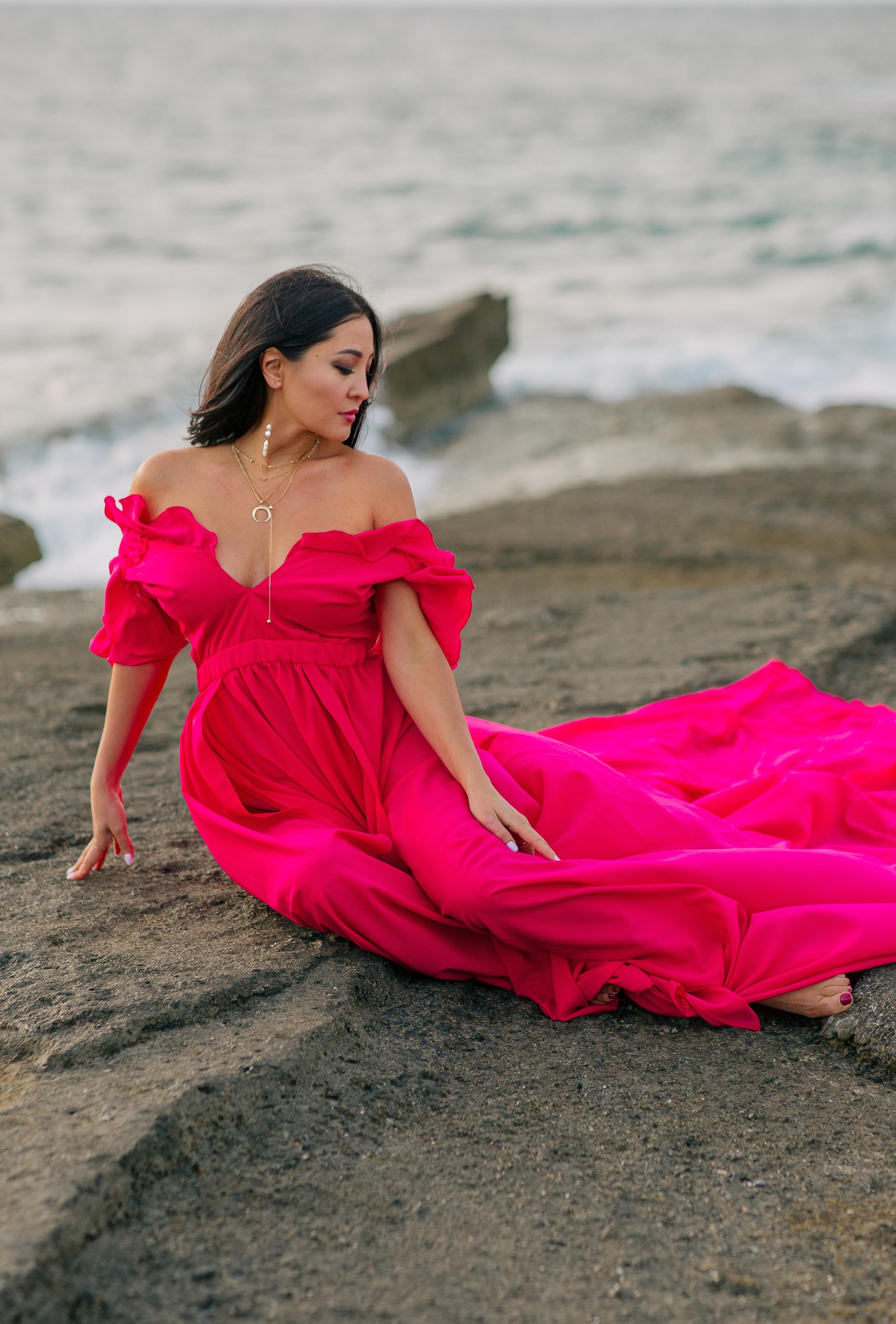 Фотосессия на пляже Кору в летящих платьях аланья. Фотограф в Алании в Турции, Аланья, Сиде, Белек, Анталия, Кемер, Конаклы, Окурджалар. Фотосъемки в Алании. Фотосессия в Алания.Алсу Девели