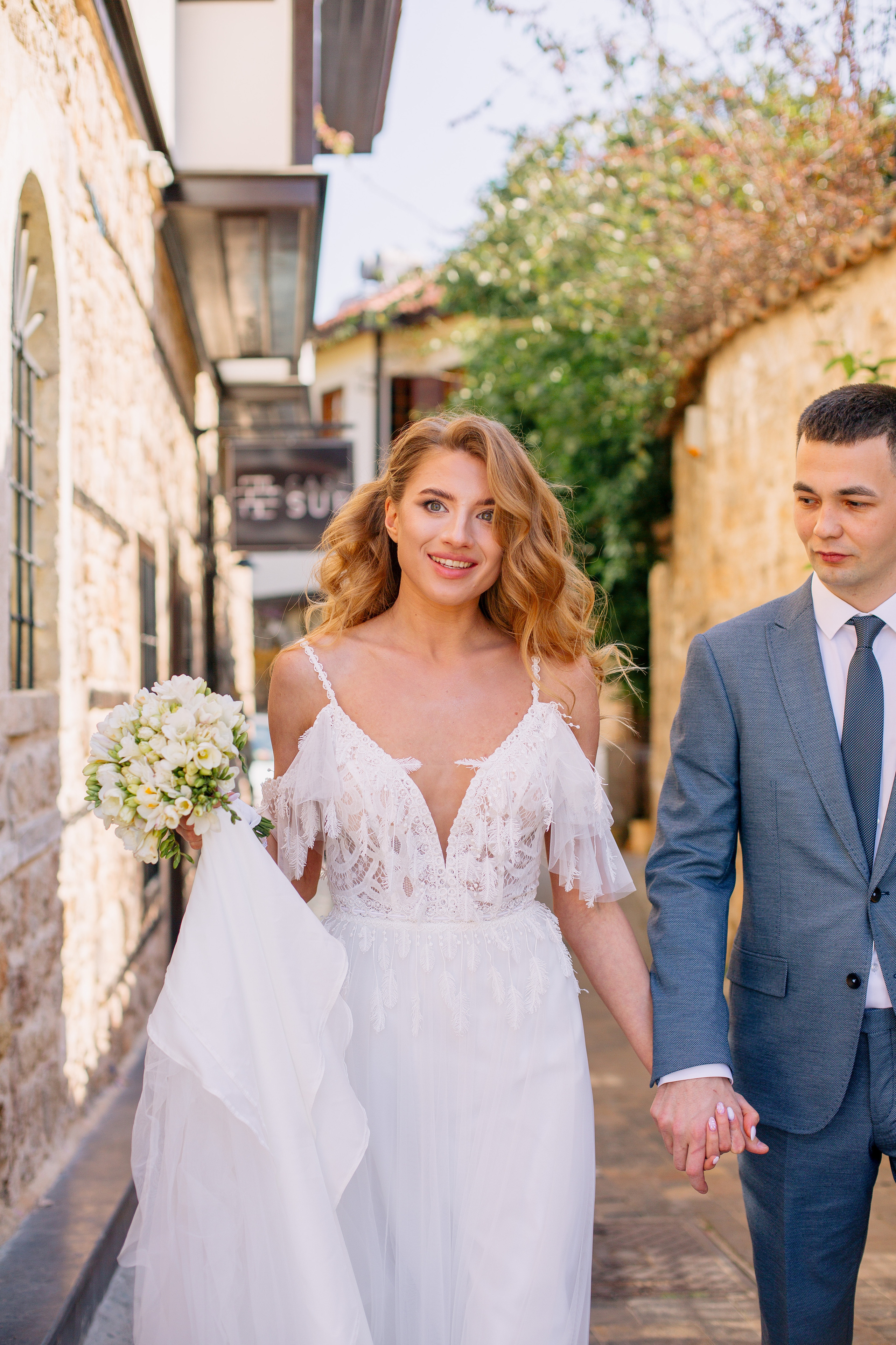Wedding photo session in Kaleici, Antalya. Professional Photographer in Alanya, Side, Belek | Alsu Develi  Wedding, Family and portrait photo sessions
