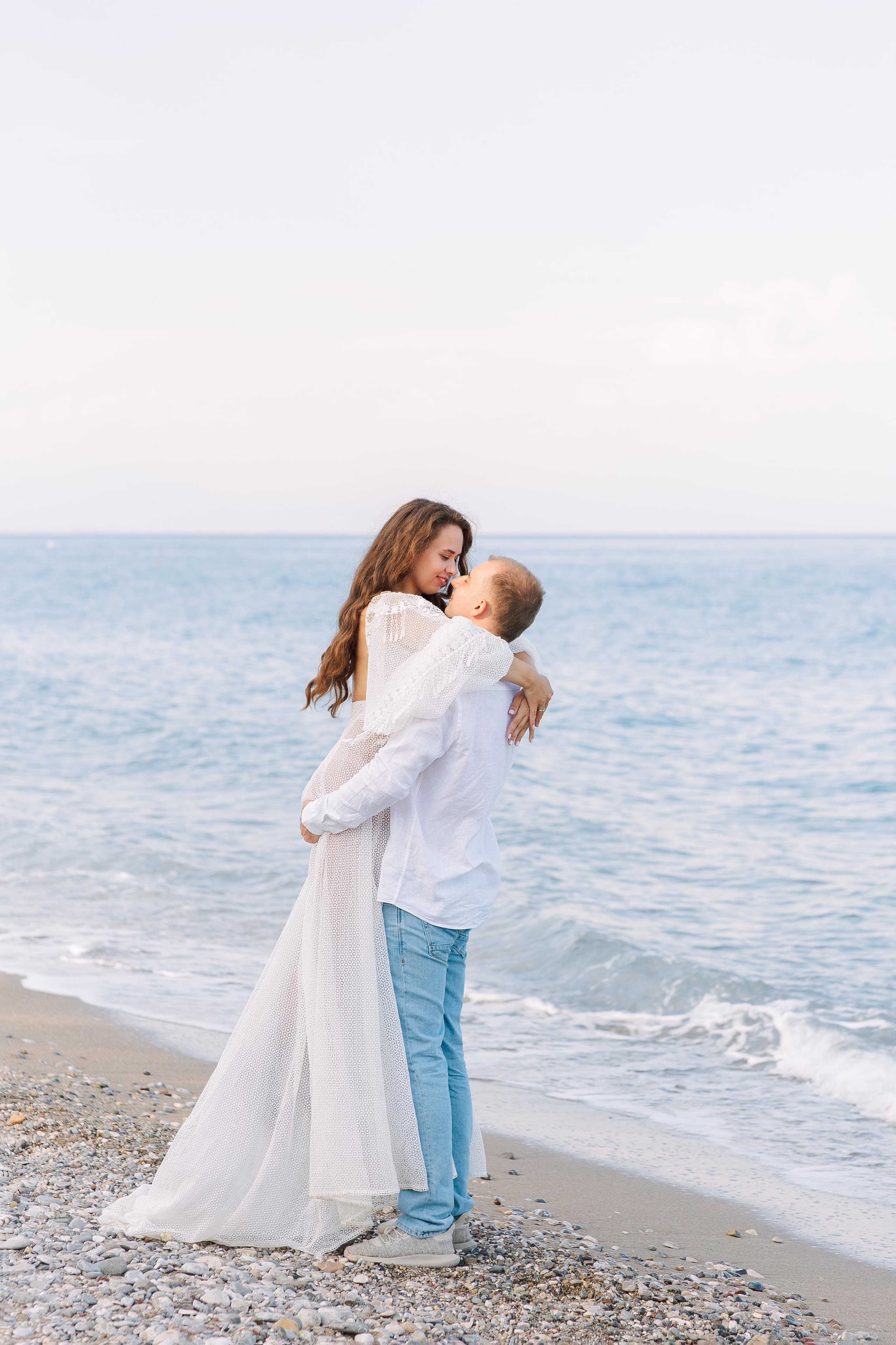 Love story на пляже в Кемере. Фотограф в Алании в Турции, Аланья, Сиде, Белек, Анталия, Кемер, Конаклы, Окурджалар. Фотосъемки в Алании. Фотосессия в Алания.Алсу Девели