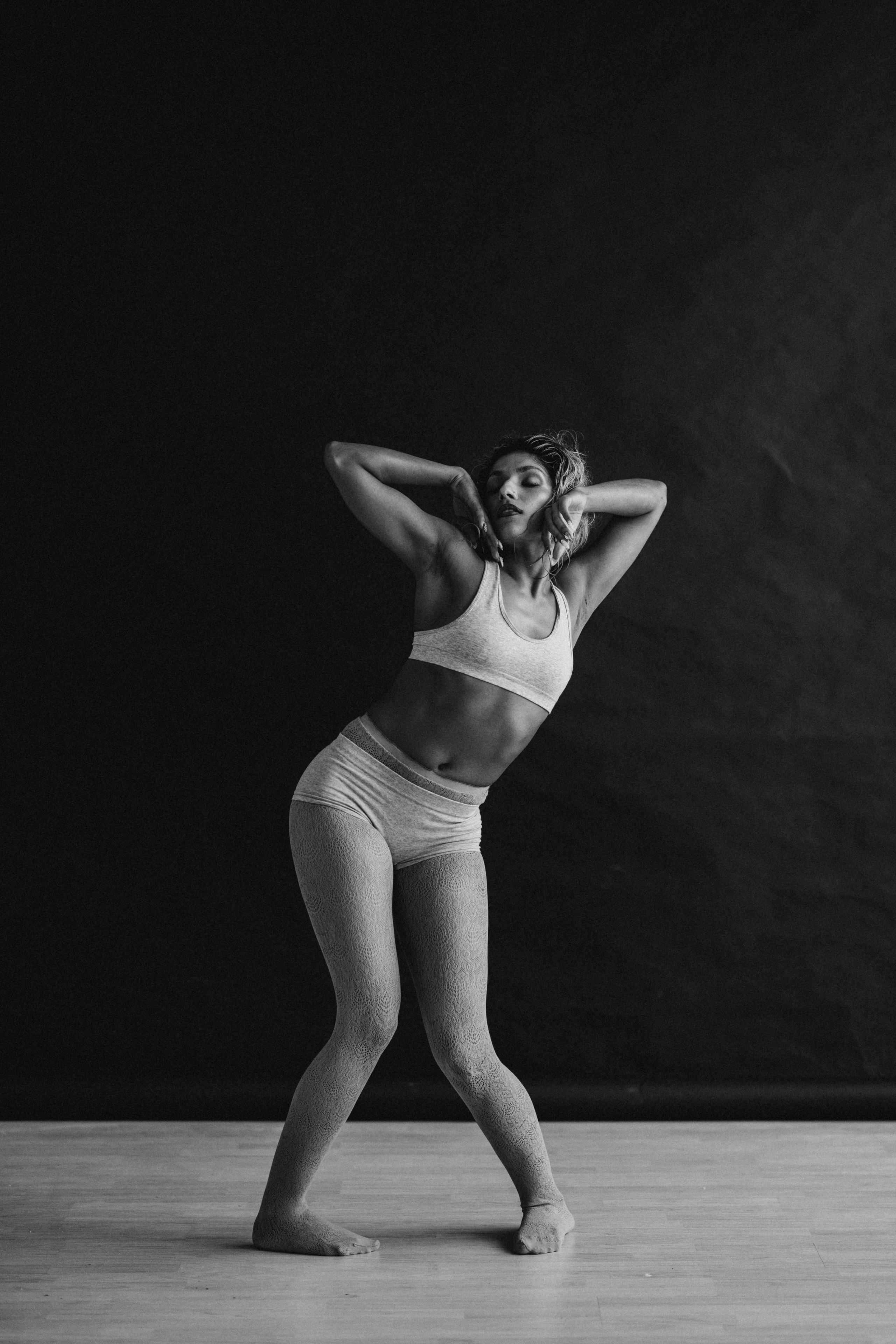 DANCERS. Victoria Olonen – Cinematic Portrait Artist | Helsinki & Europe