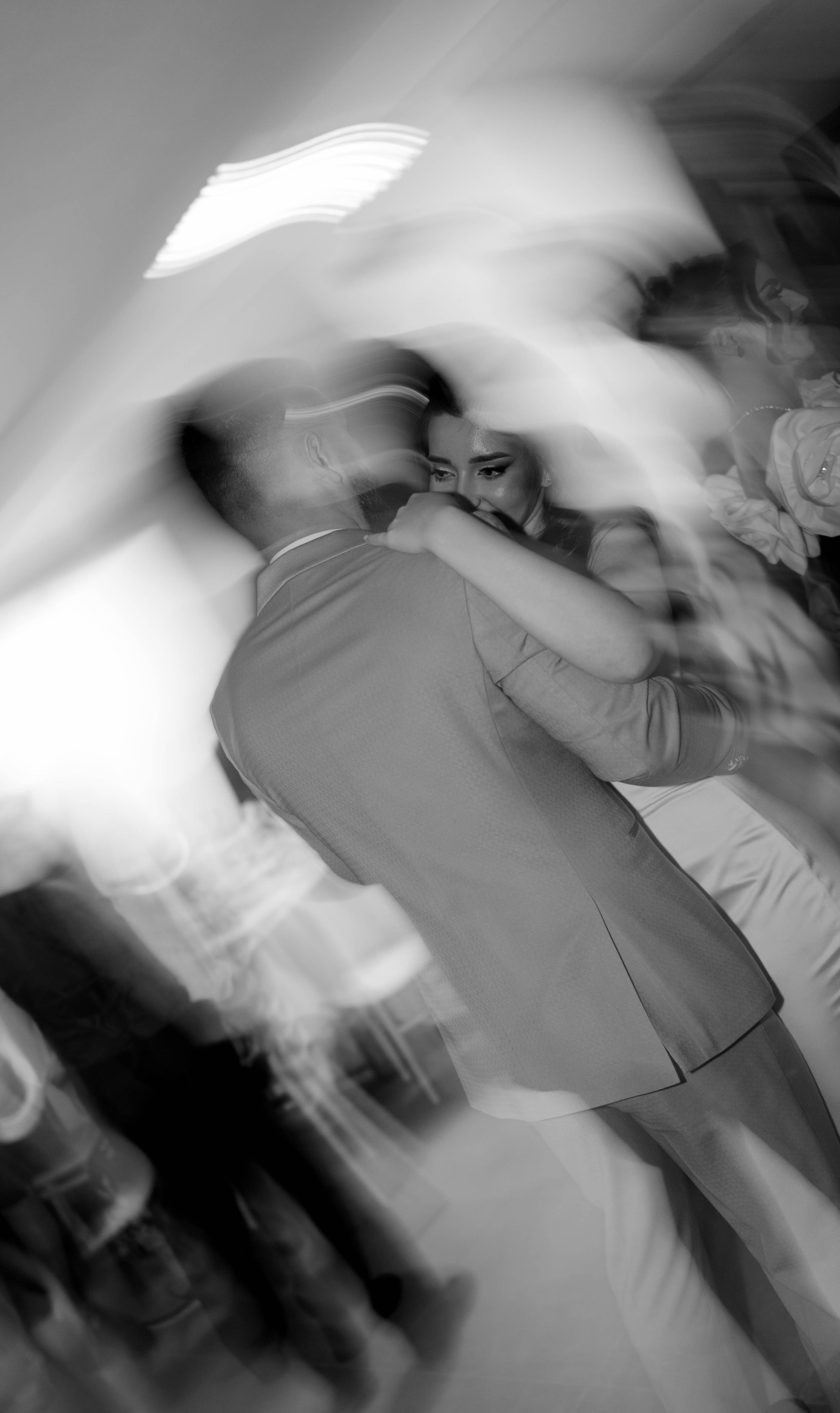 Bianca + Mihai. Alexandra Hanu Photographer