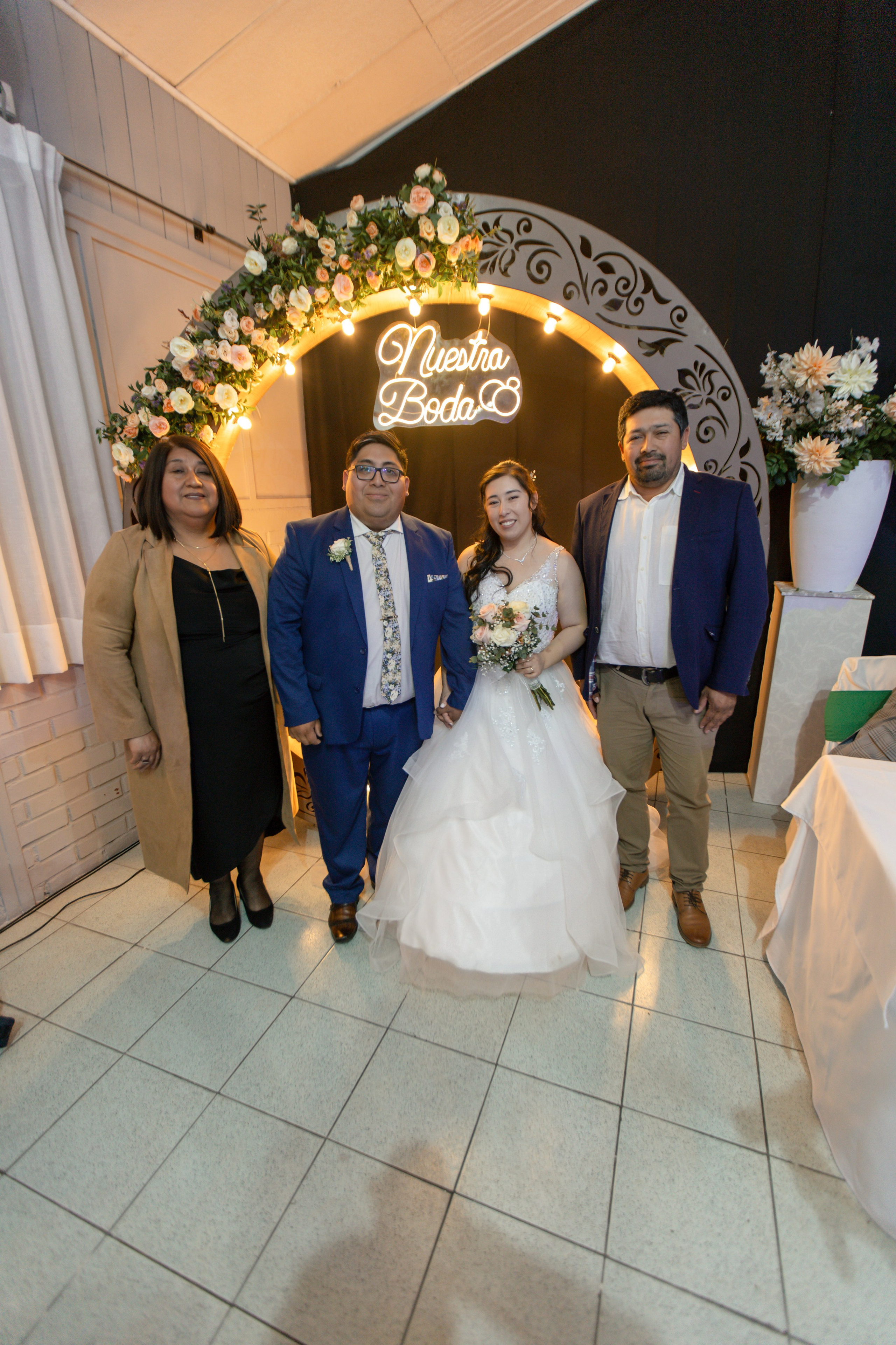 Johana y Edgar. Dinka & Emilio - El arte de preservar lo que no se repite