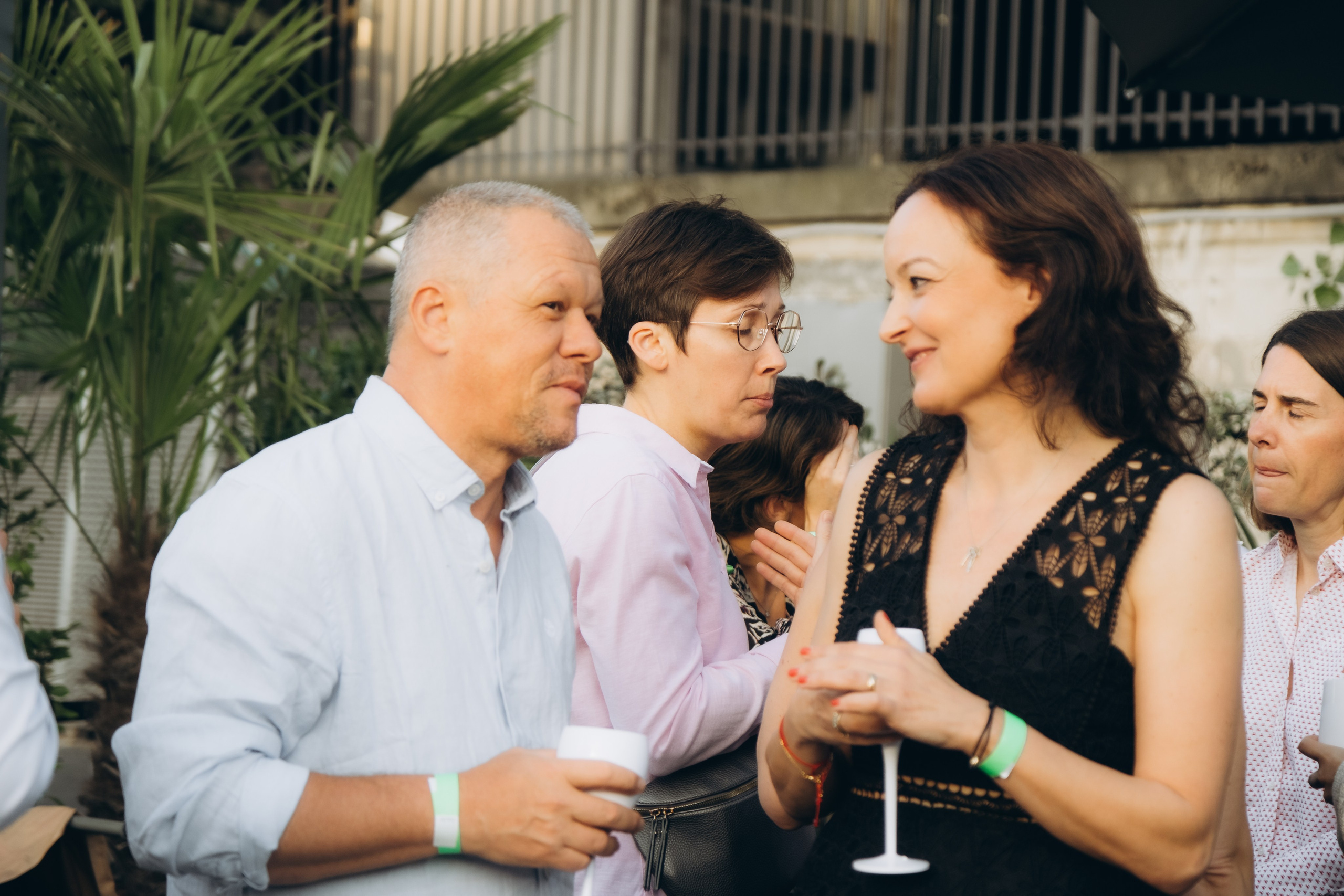 Marie’s Birthday with an Eiffel Tower view. Photographer in Paris Marina Chaput