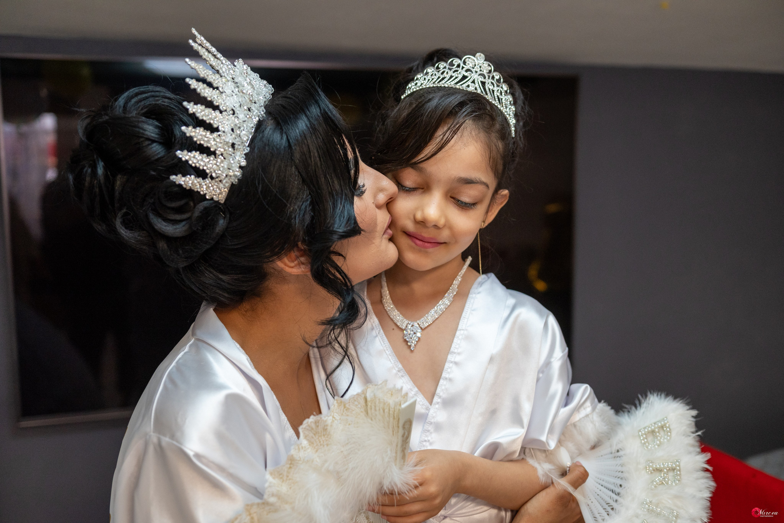 Laura & Elvis. Mircea Marculescu Photography Videography