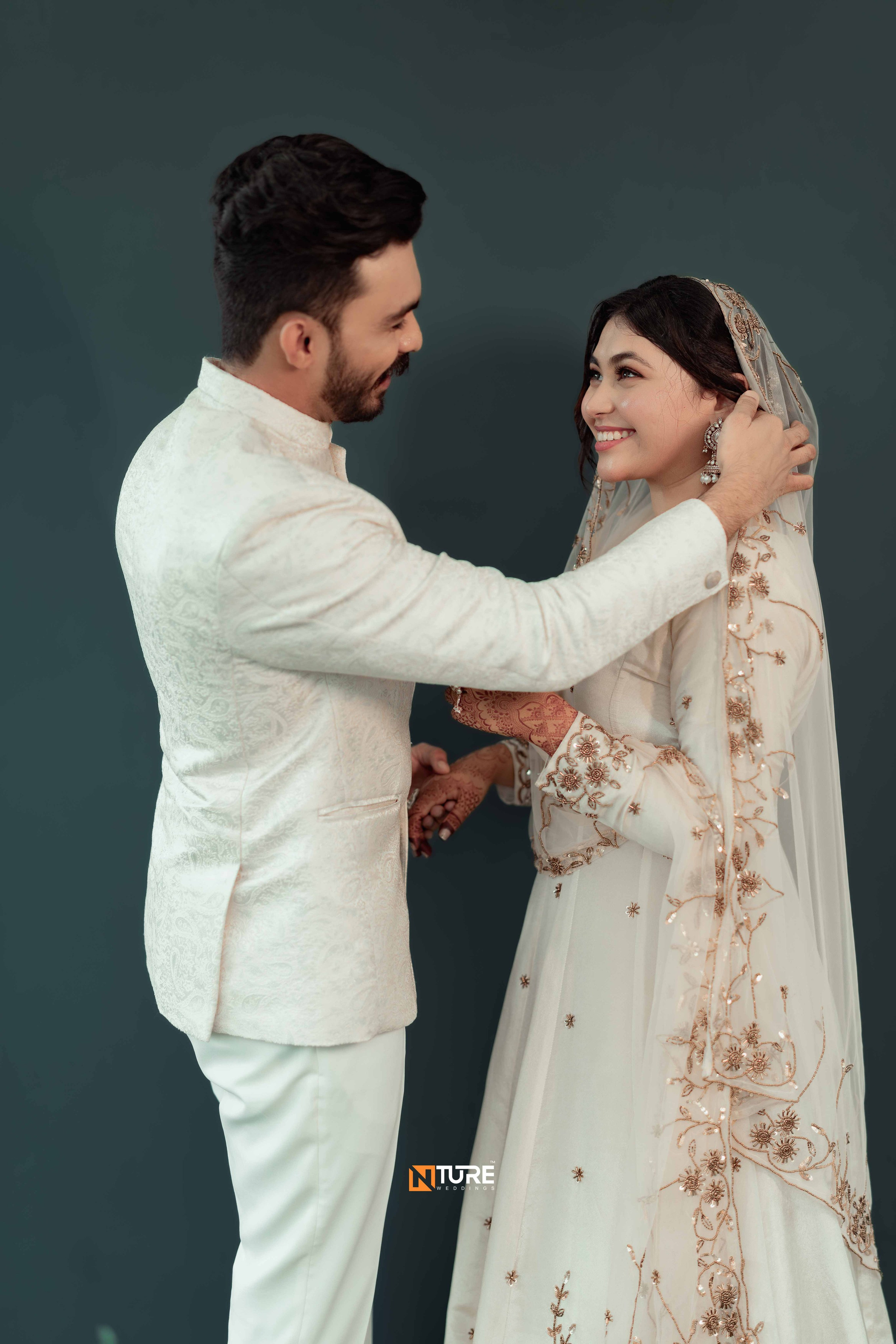 PHOTOS. NTURE WEDDING