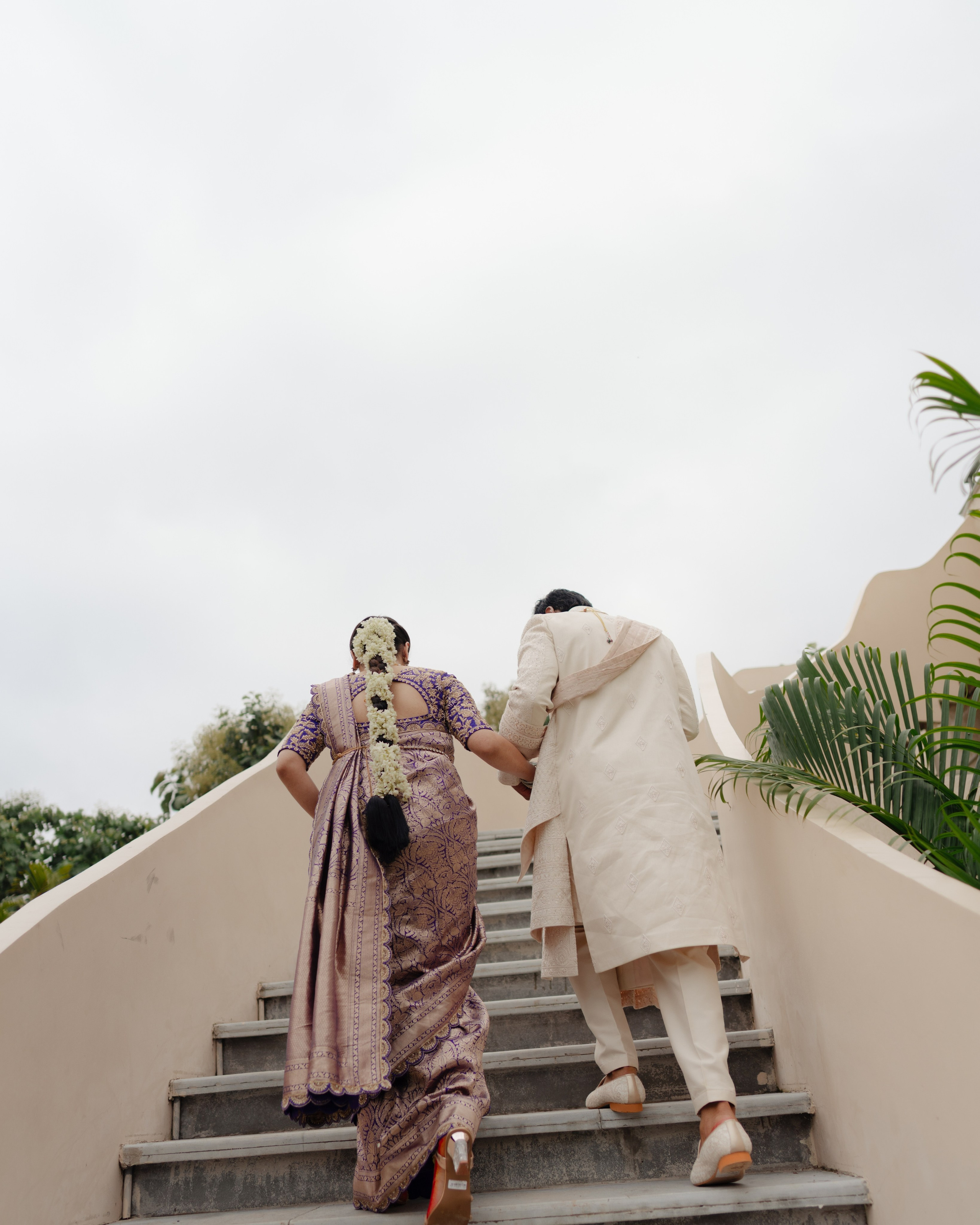 Wedding & Editorial Photographer | Anandshivadas