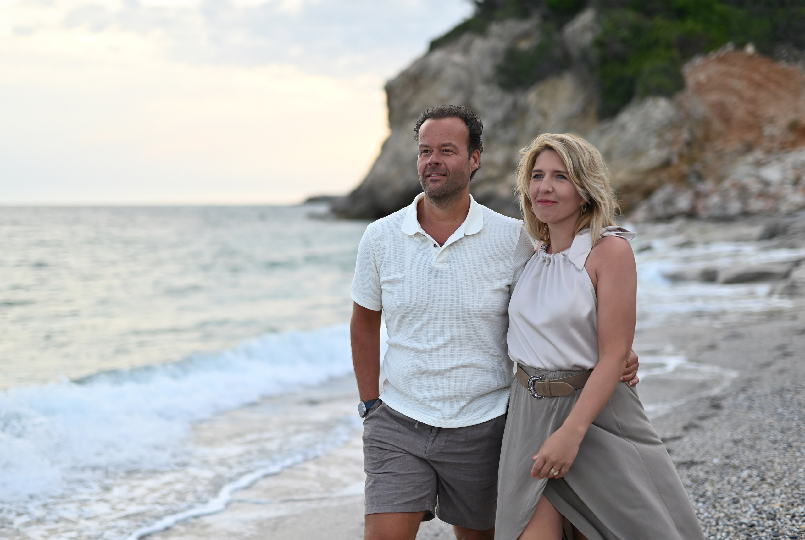 Love story на пляже Улаш. Photographer in Alanya, Side, Manavgat. Türkiye