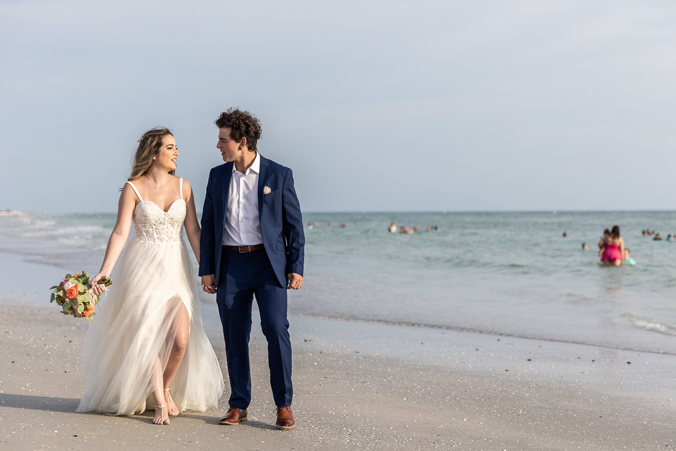 ELOPEMENTS. Wedding Photography & Videography contenting in Tennessee and Florida