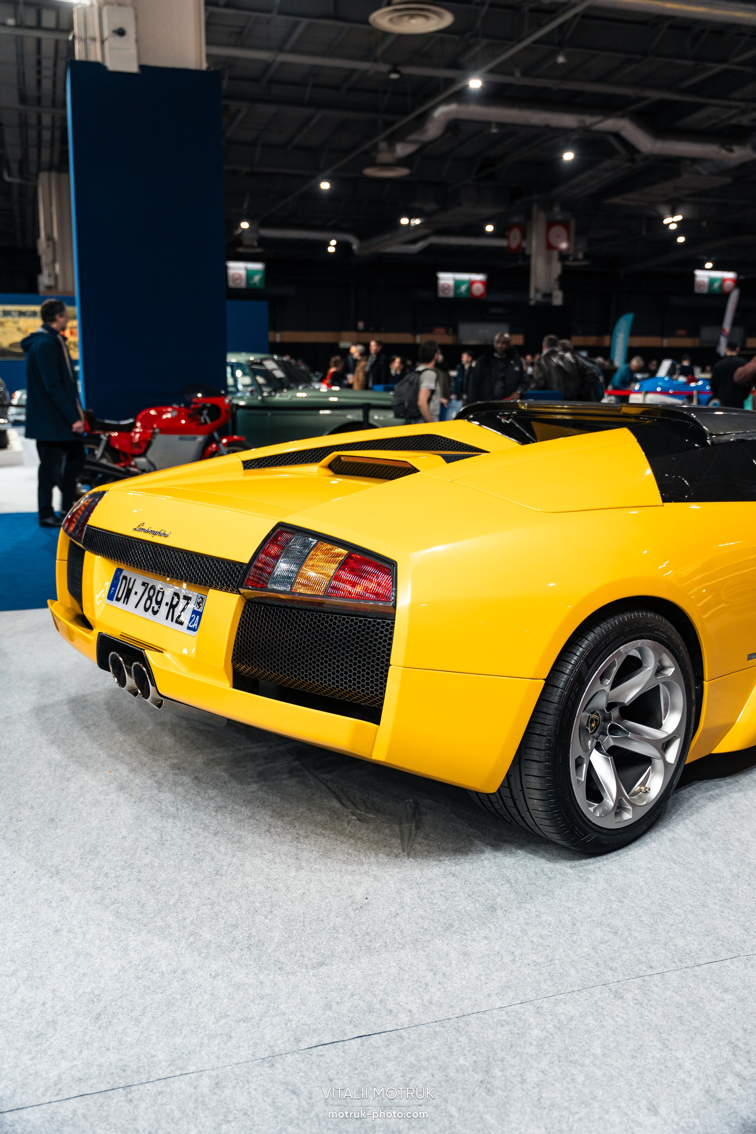 Retromobile 2025. Photographer in Paris — Vitalii Motruk