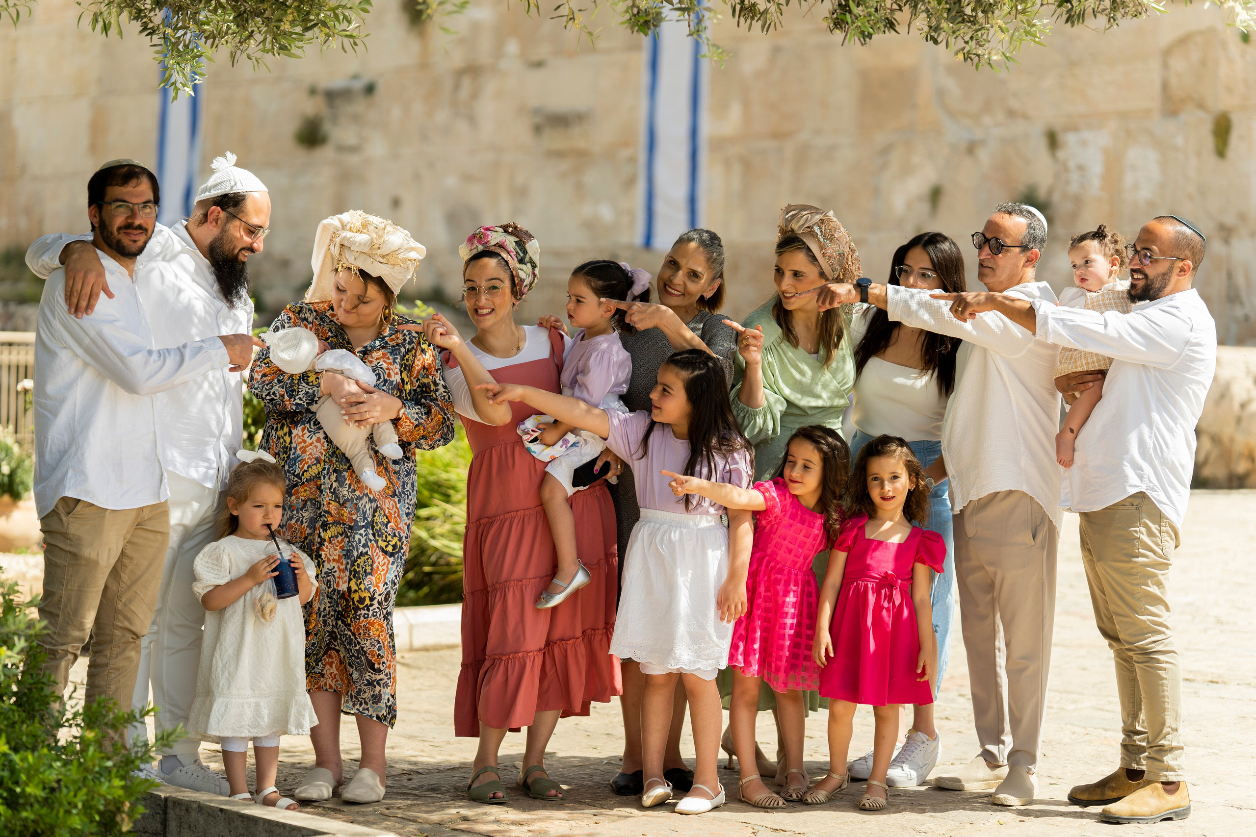 הברית של נחמן חזן. יוסף מזרחי צילום חתונה, ברית וזוגיות. צלם מקצועי שאוהב להוציא אתכם הכי יפים ברגעים הכי מרגשים