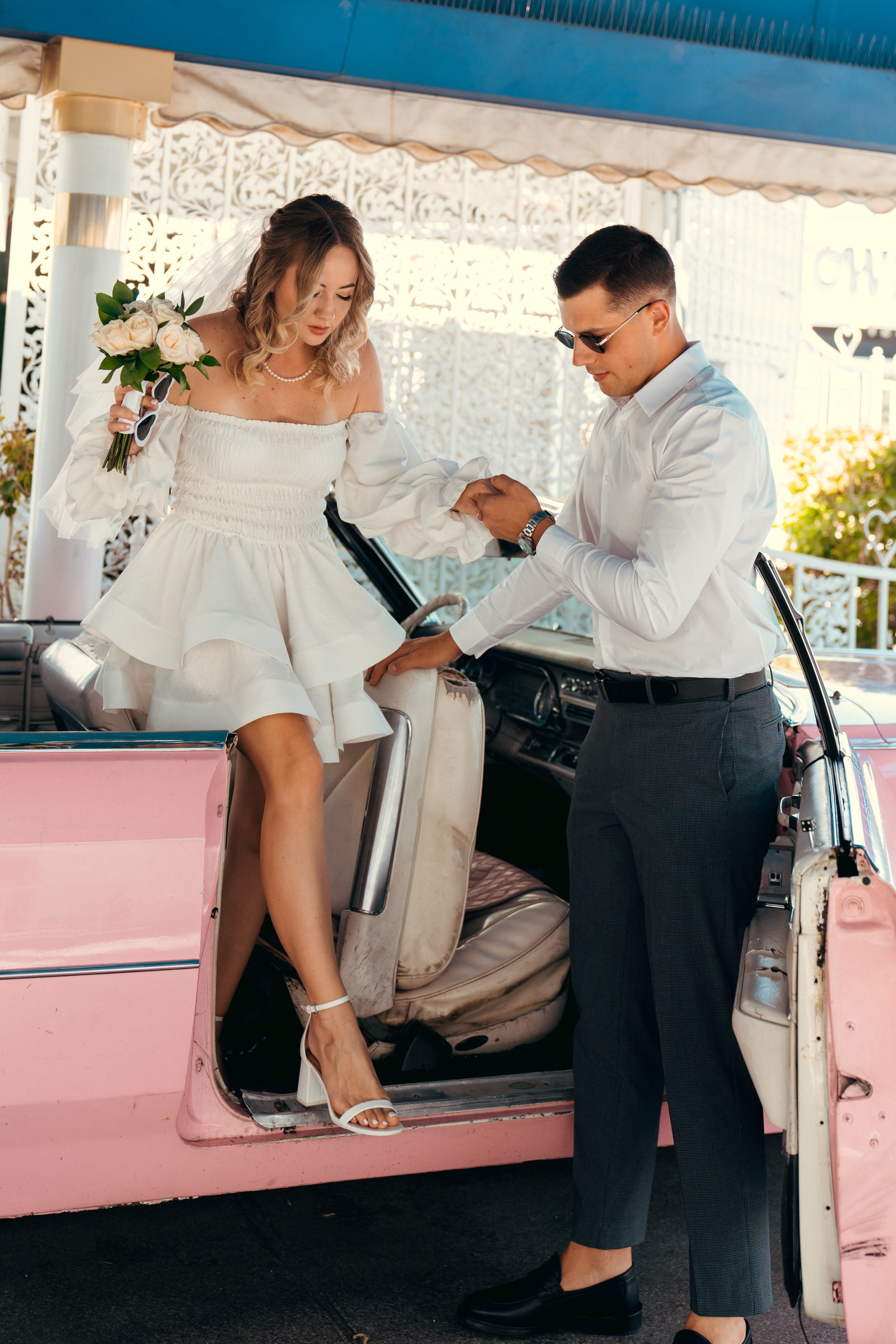 Iryna&Roman. Wedding & elopement photographer Viktoriya Kravtsov. Las Vegas