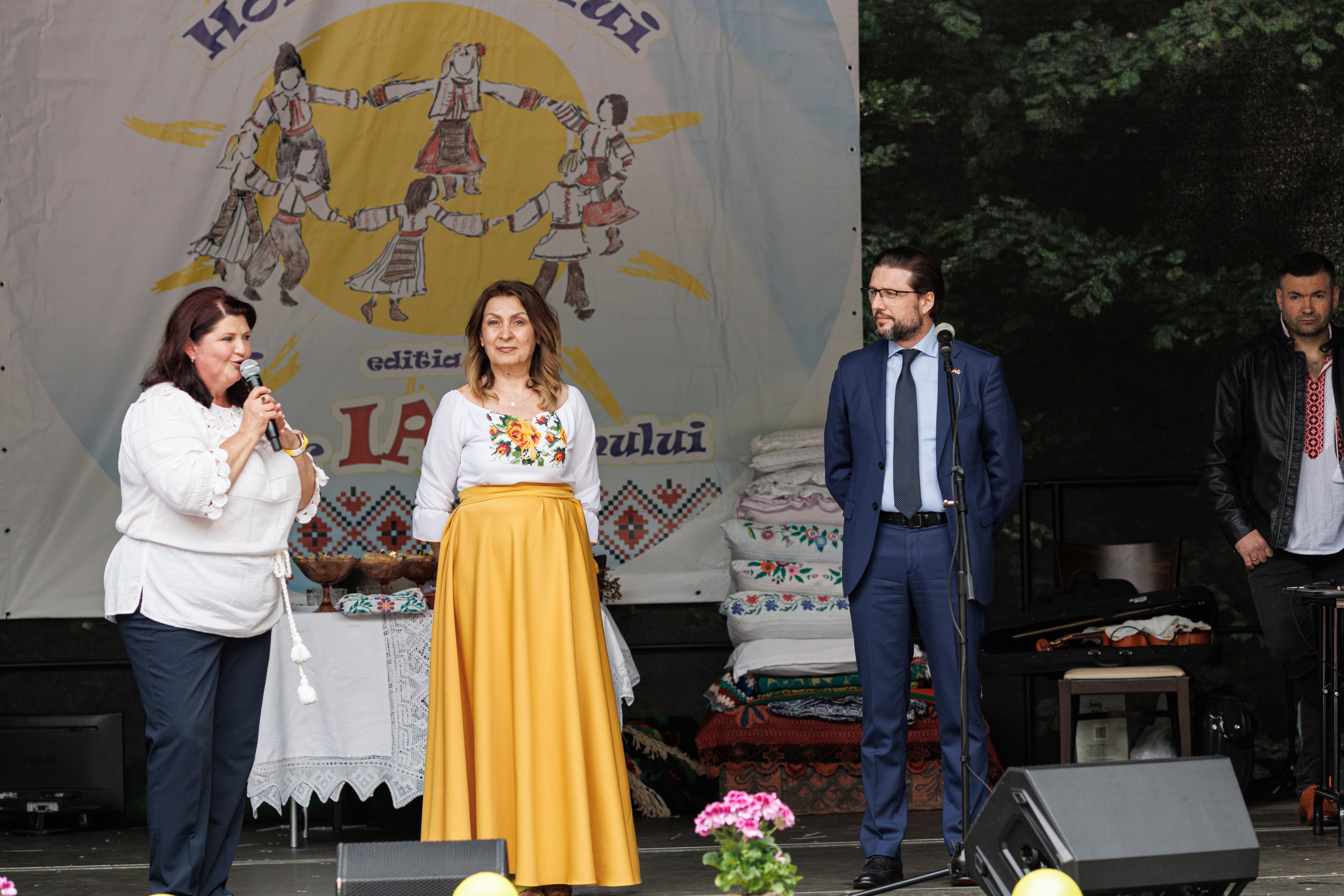 Hora Dorului 2025. Dienstleistungen