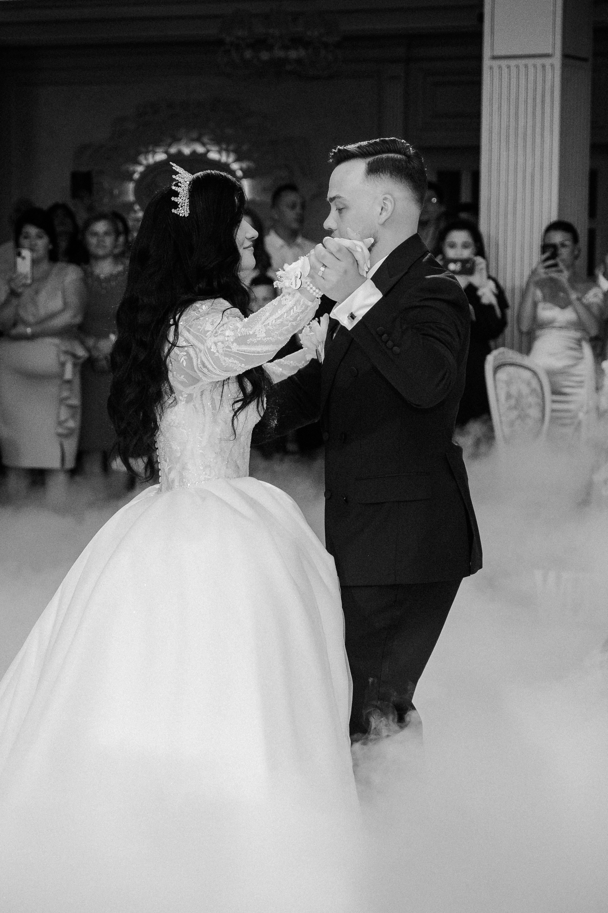 Ana & Laurentiu. Alin Lozovanu — Fotograf de Nuntă Iași