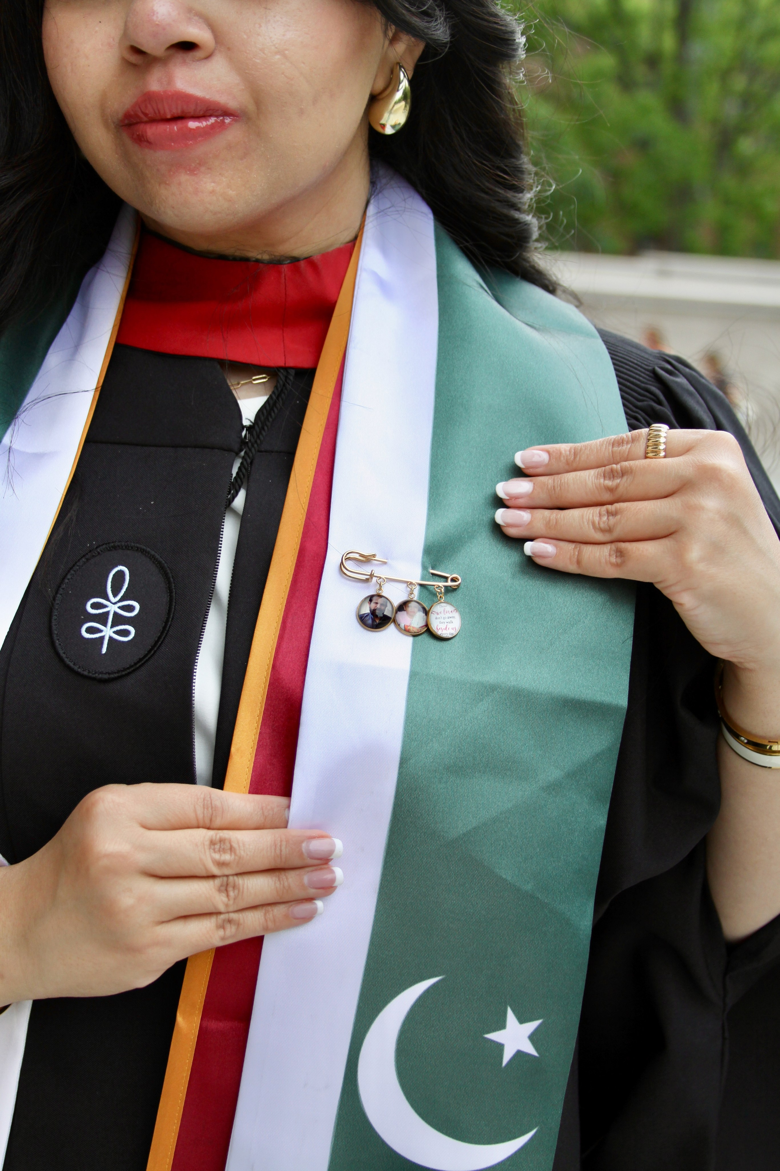 Masters graduation with Sadaf (part of group shoot). Kelly Sang, graduation and portrait photographer in Boston