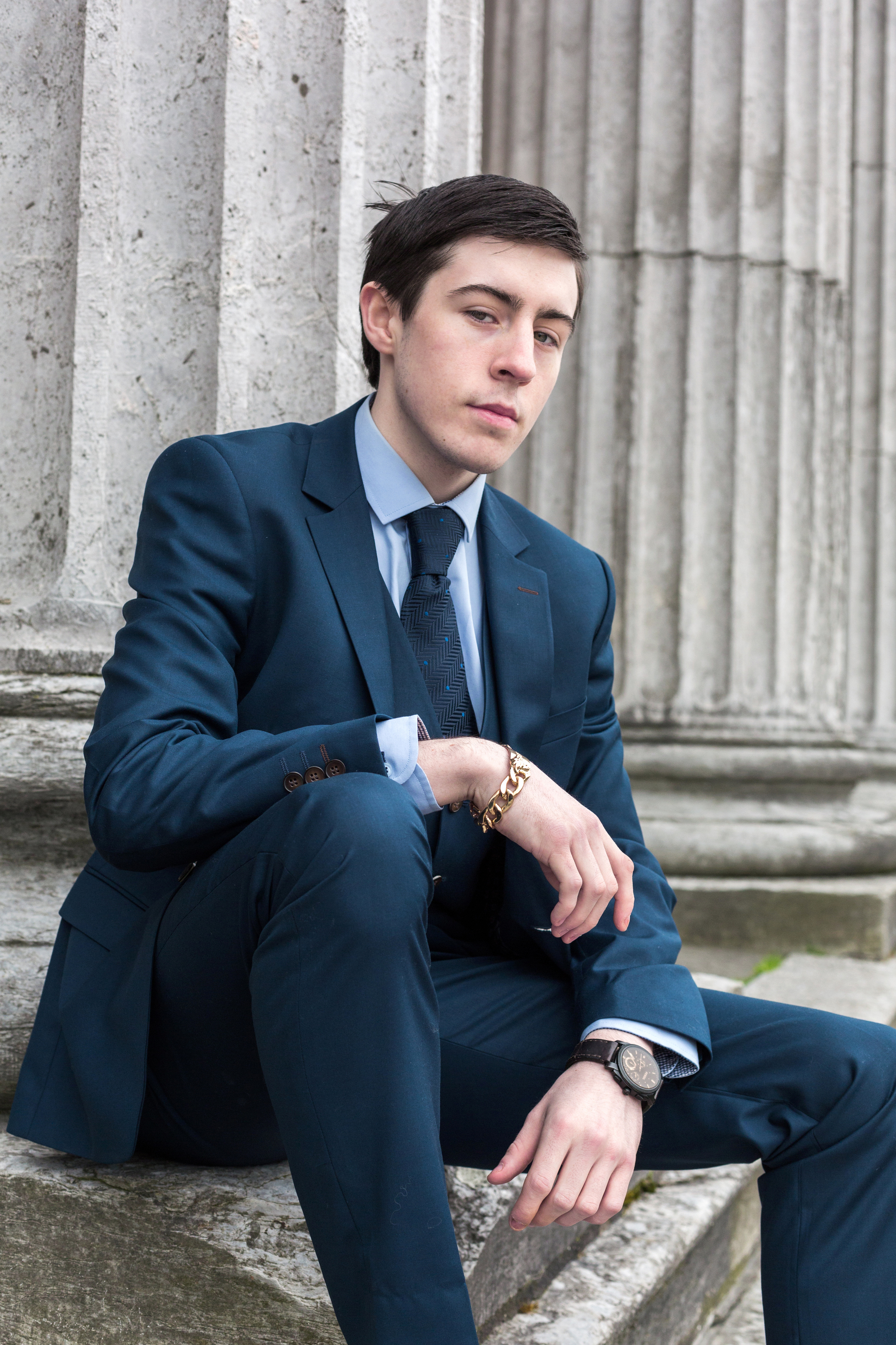 Peace behind. Wedding, family and children photography, portrait, reportage. photogr