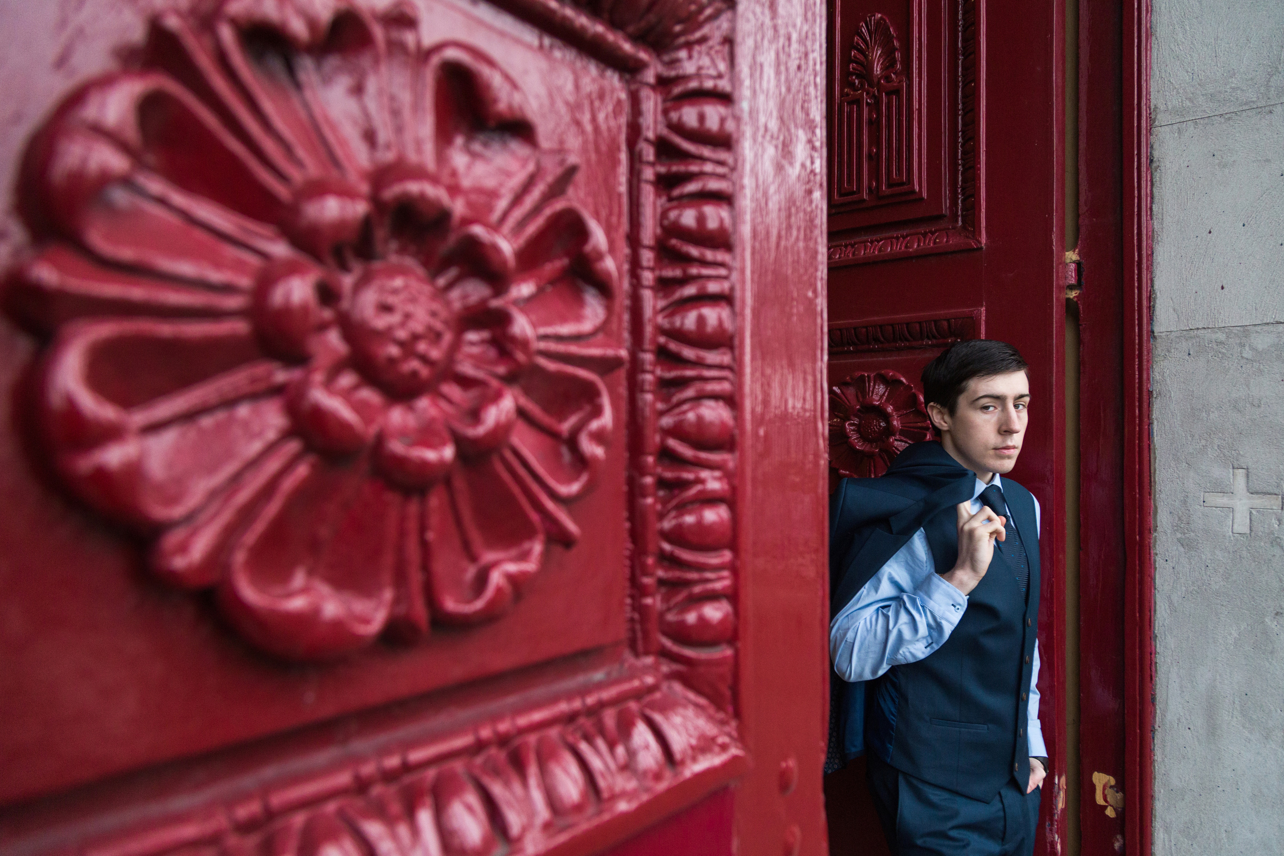 Peace behind. Wedding, family and children photography, portrait, reportage. photogr