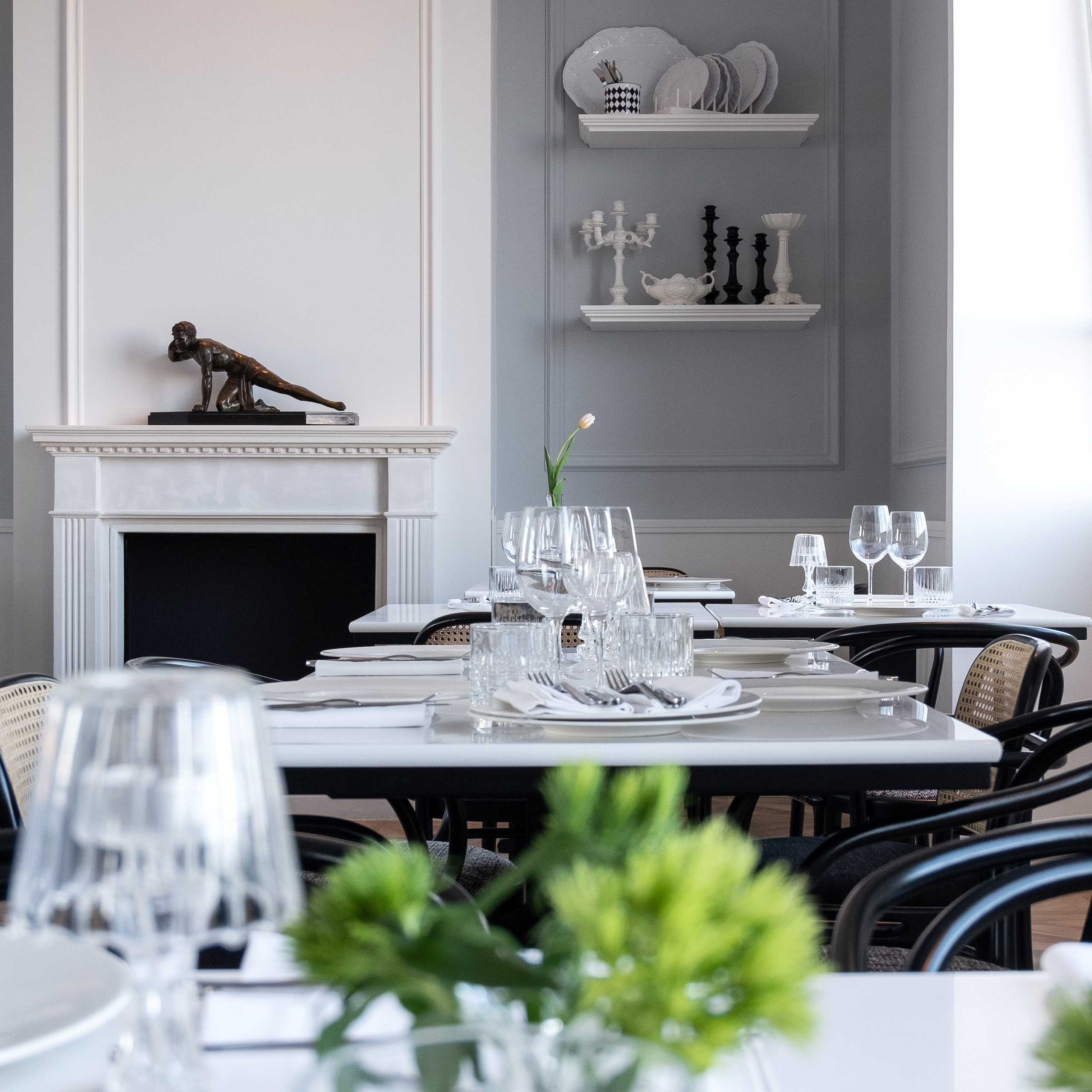 Bar restaurant in Bari (Apulia)