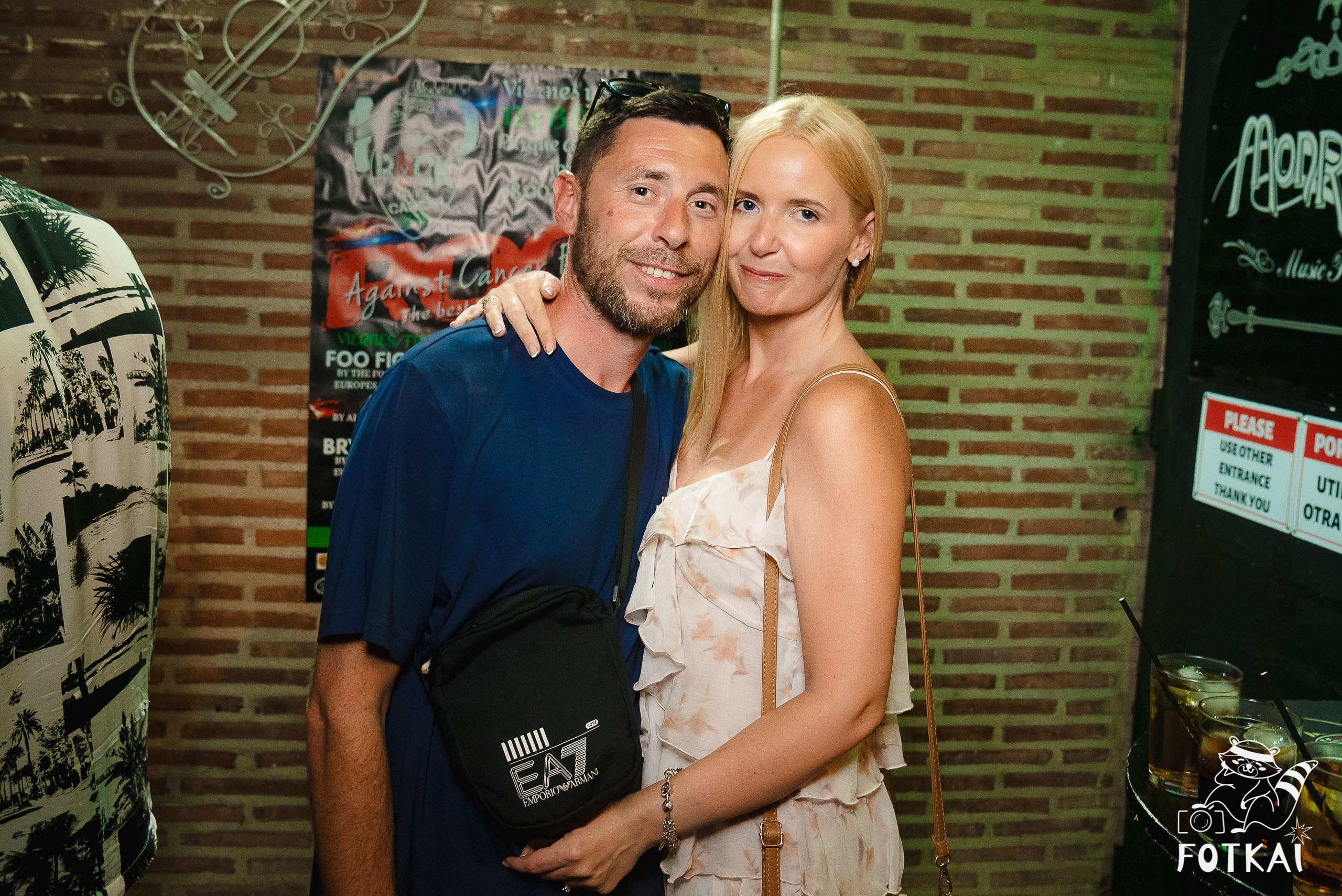 Monroe’s Rock Bar Torrevieja: Reportaje fotográfico 01.08.25 | FOTKAI