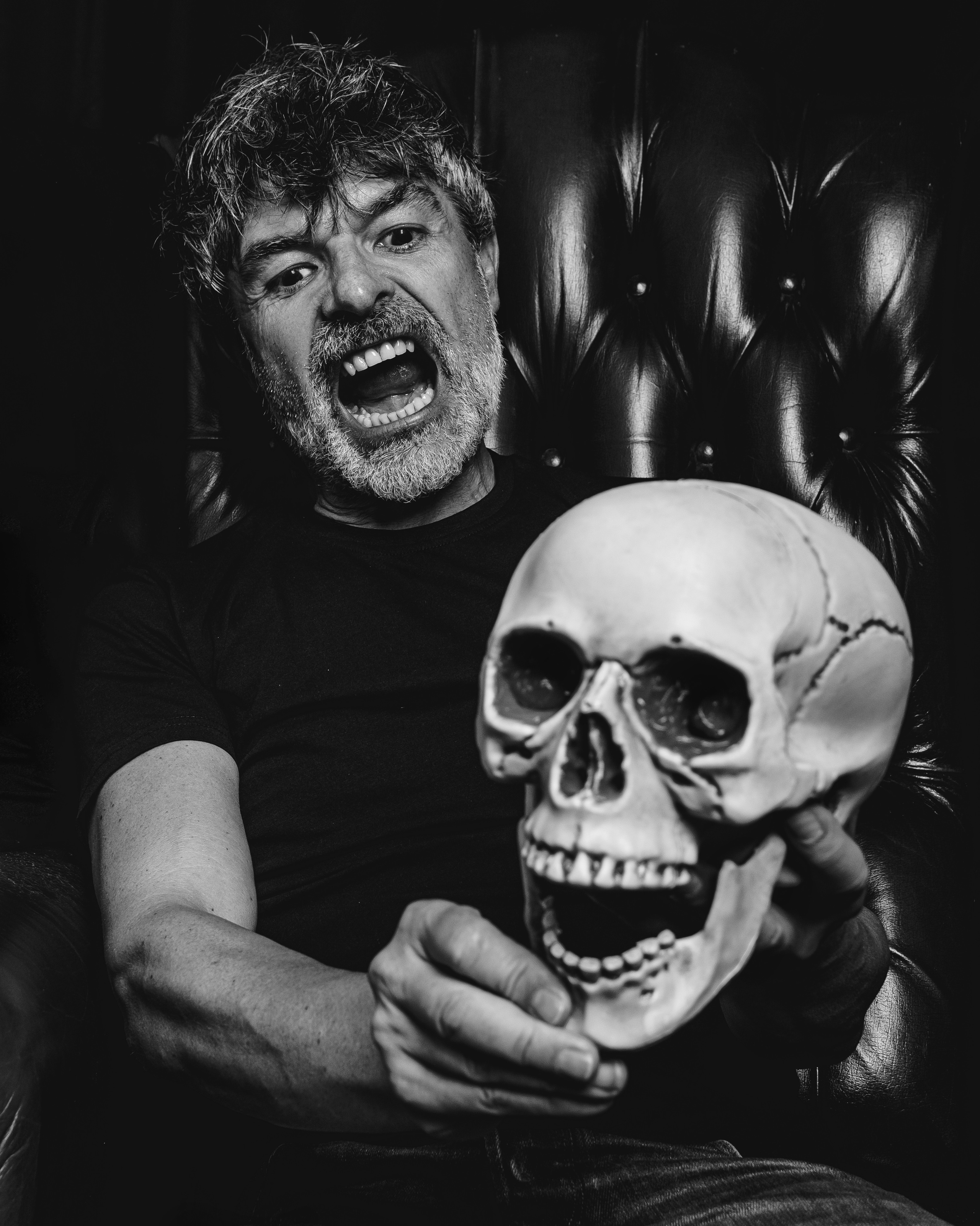 Nacho Guerreros. Студийная фотосессия для испанского актера