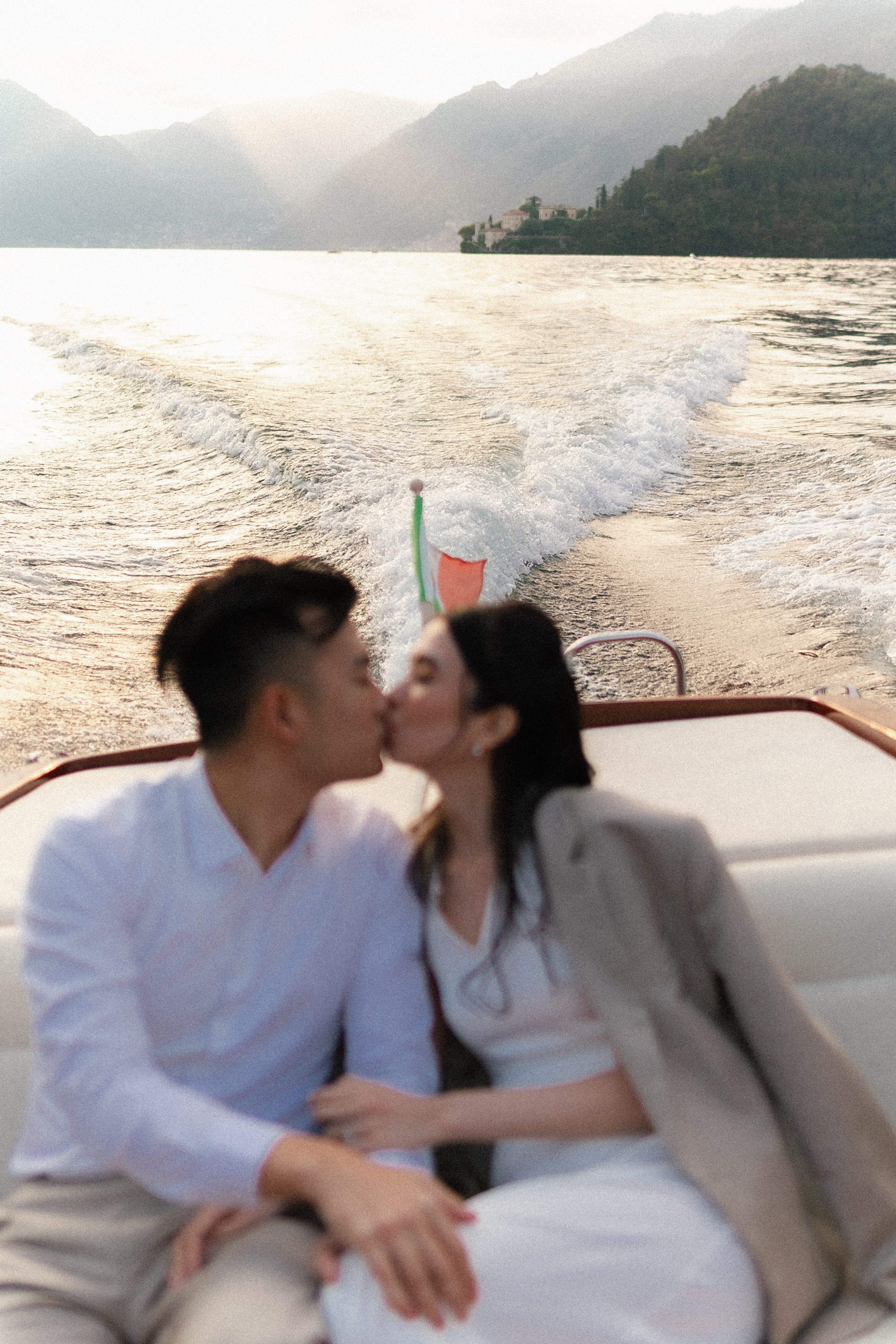 Elopement on Lake Como — Intimate Wedding Photography by Anna Linnik. Photographer in Italy Anna Linnik