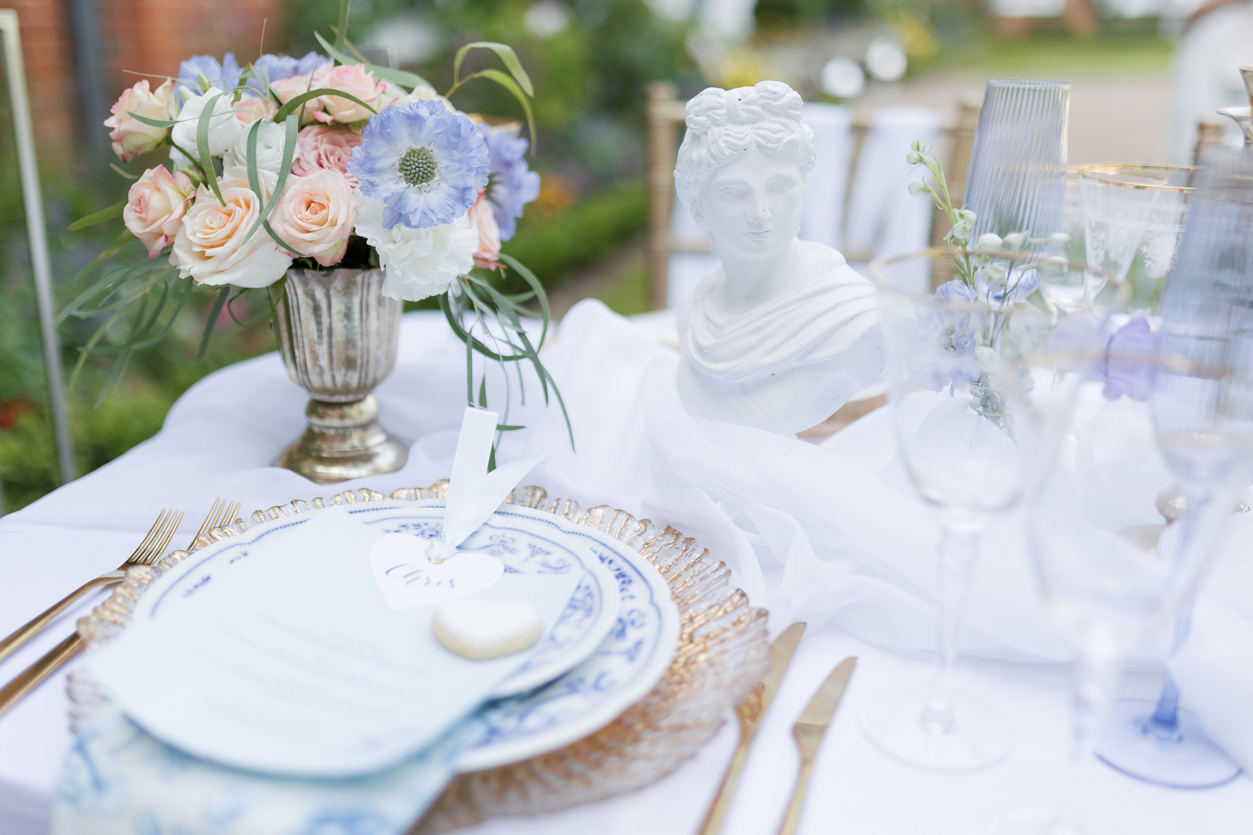 Regal Romance | Editorial Photoshoot at Gosfield Hall, London Estat. YES I DO PRODUCTION — Wedding photography&videography