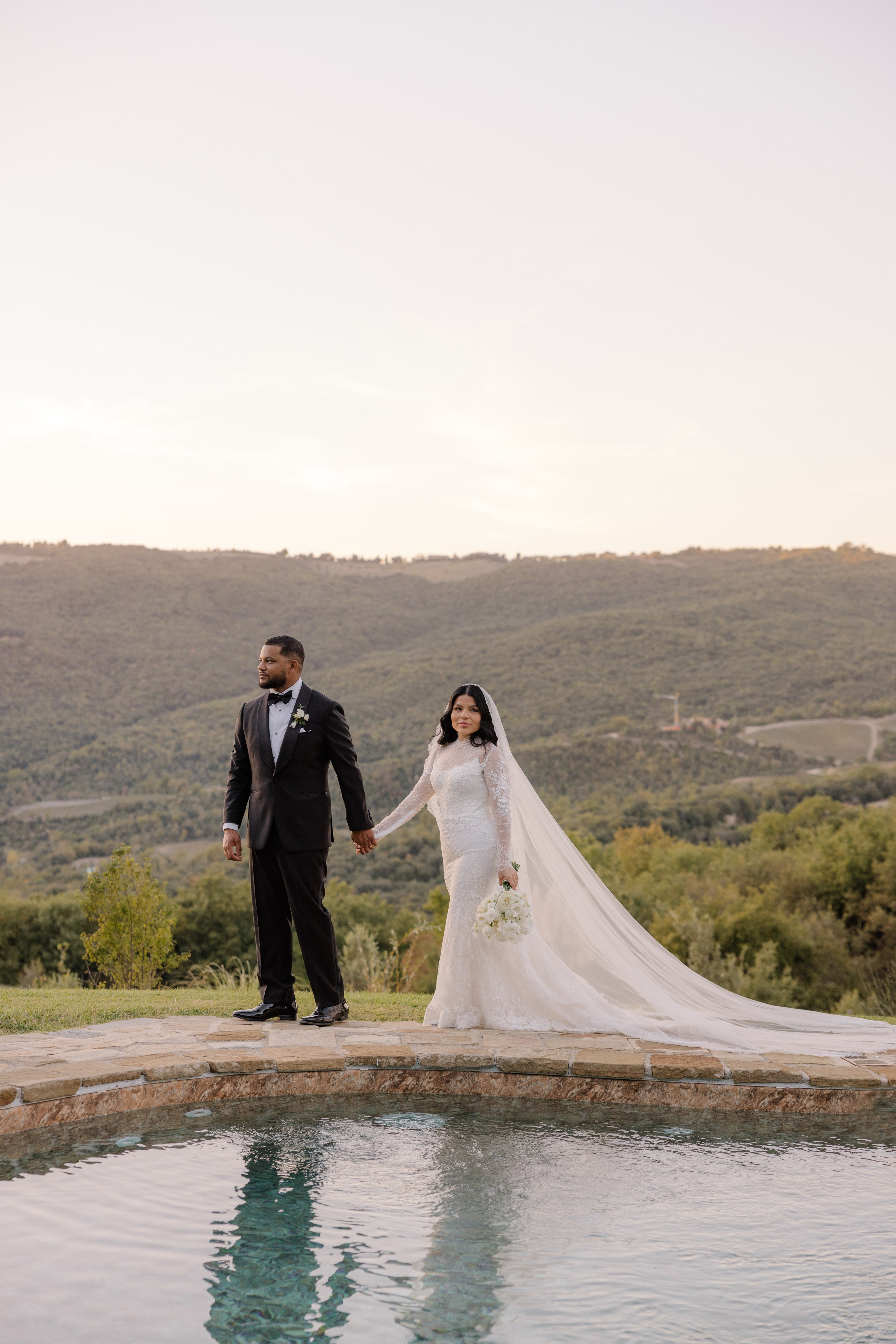 Mitcell&Melanie digital. Wedding photographer Italy