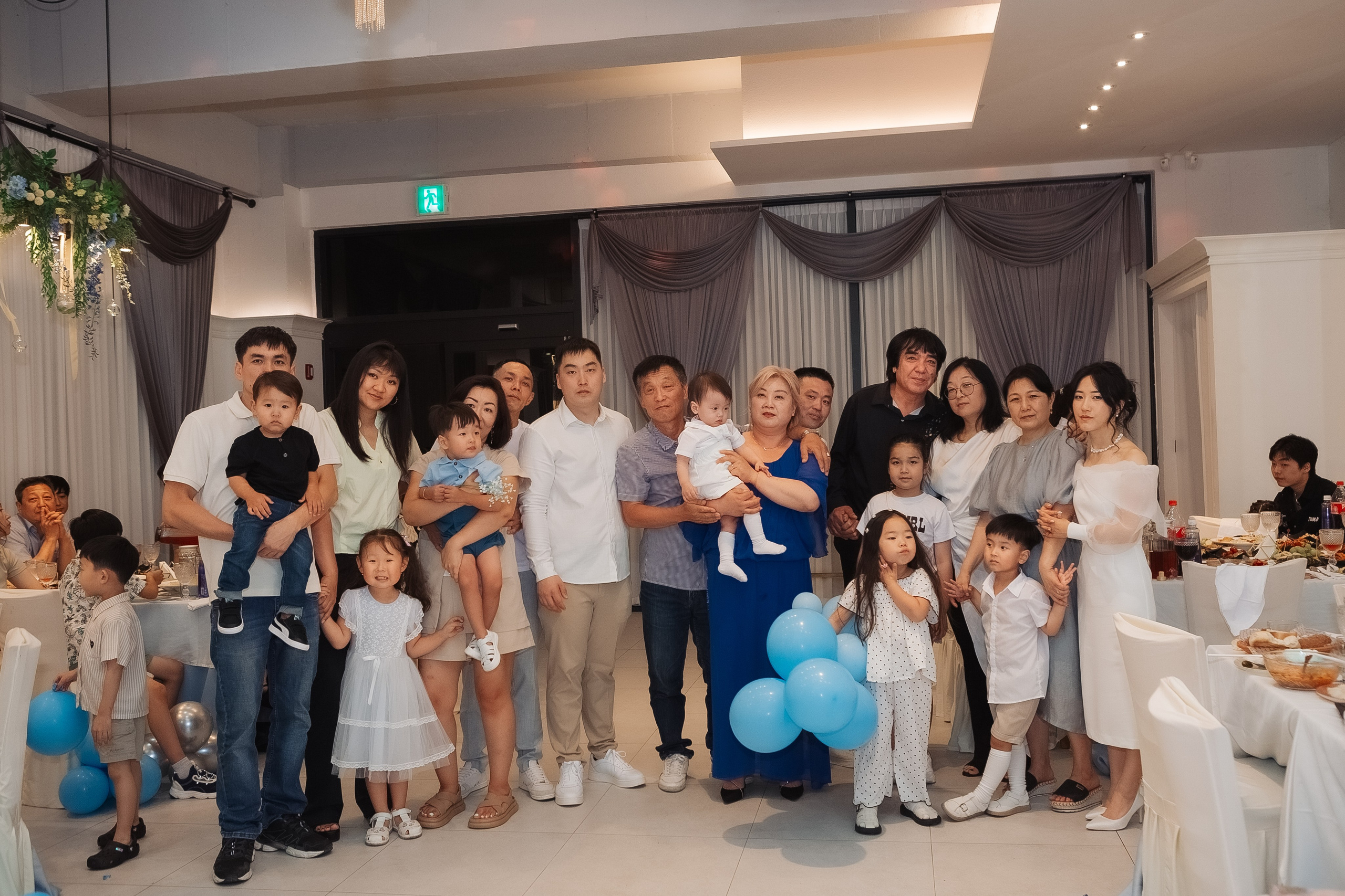 Тео дома и в ресторане. Фотограф беременности, ньюборн и годовасиков в Корее Жанна Хан