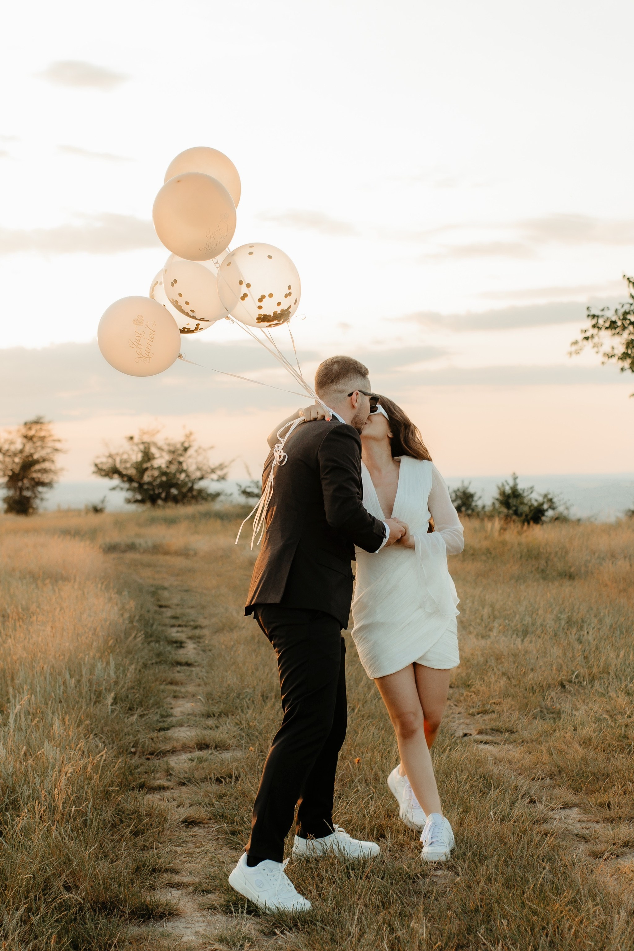 Sedinta foto la cununia civila. Proud Vision Weddings | Wedding Photography & Film — Servicii profesionale Foto Video Nunta Iasi