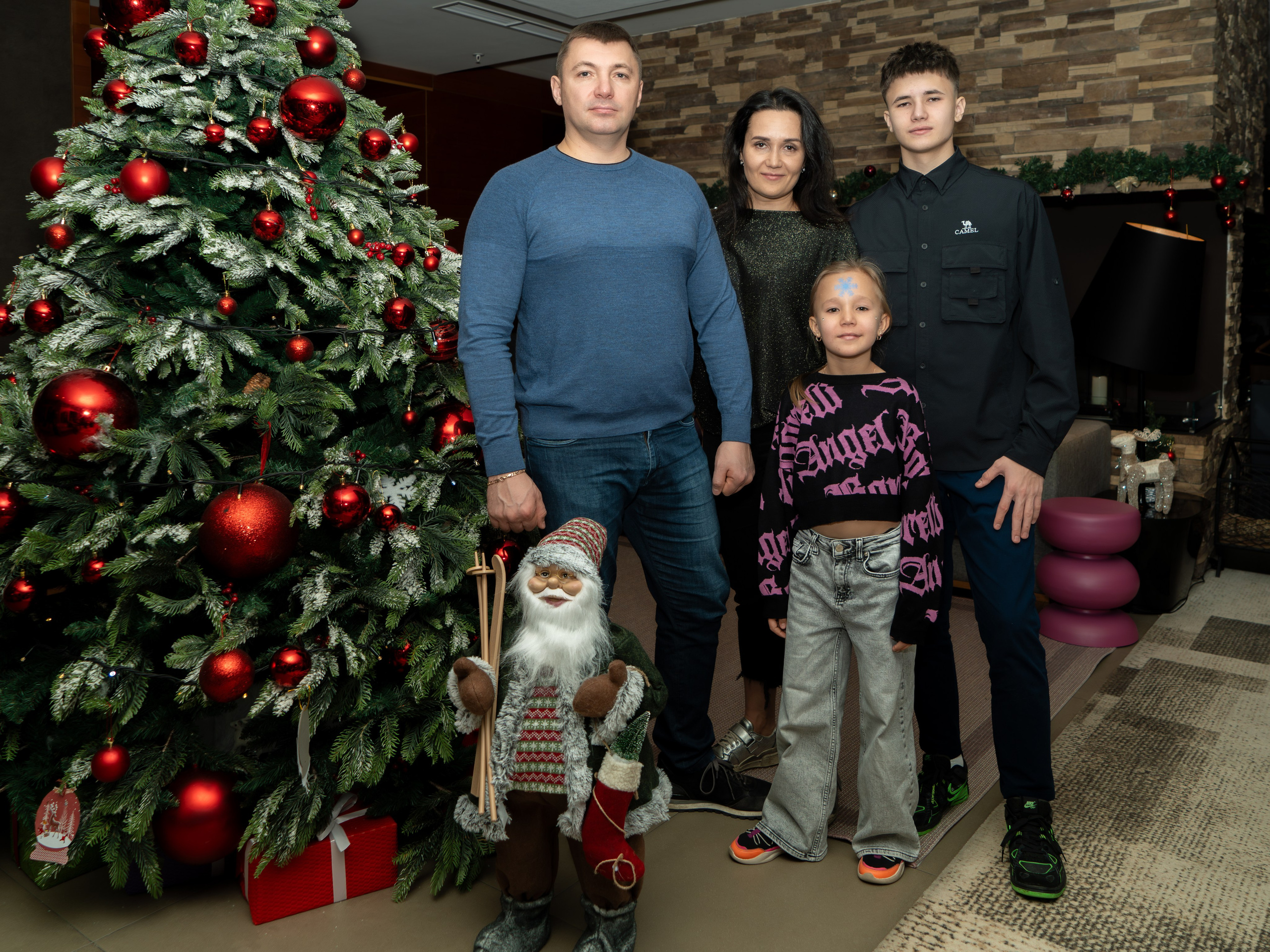 Новый год 2024 в ресторане Эрбелия. Репортажный фотограф в Красной Поляне и Сочи Павлюченко Екатерина