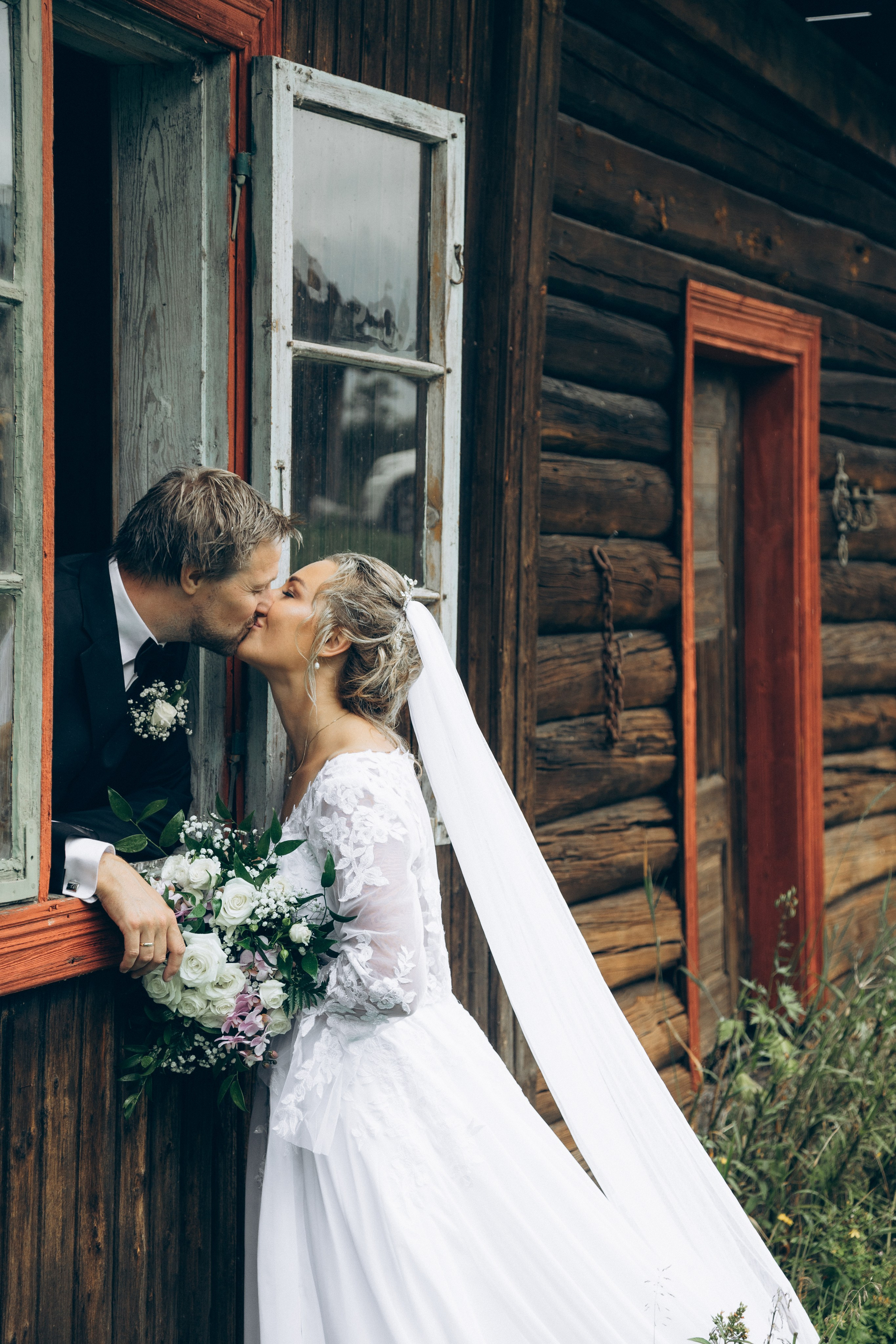 I&A. Photographer Svitlana Boinehri