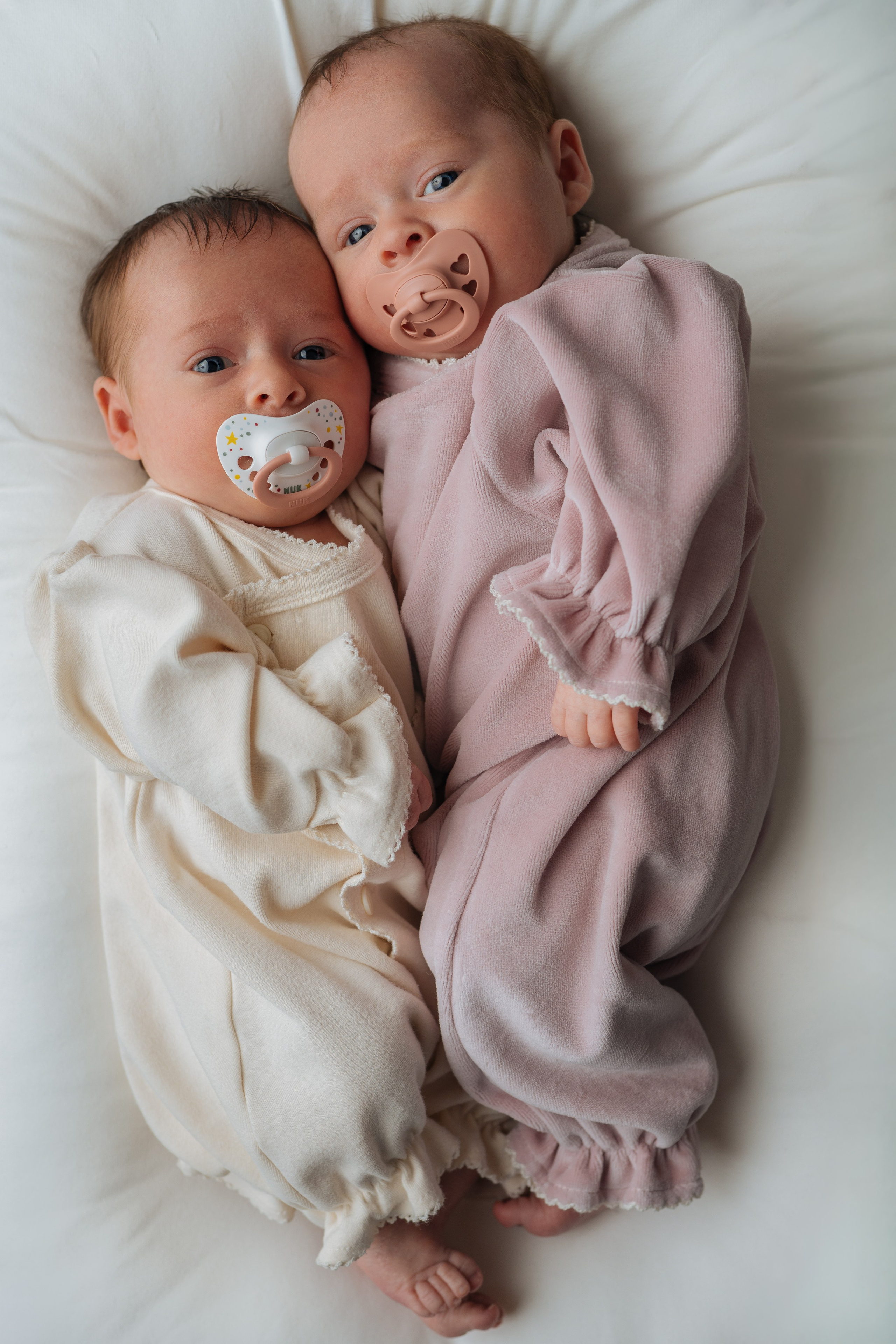 Newborn Studio. Katerina Sellitti - Newborn Fotografin aus Bern. Schweiz