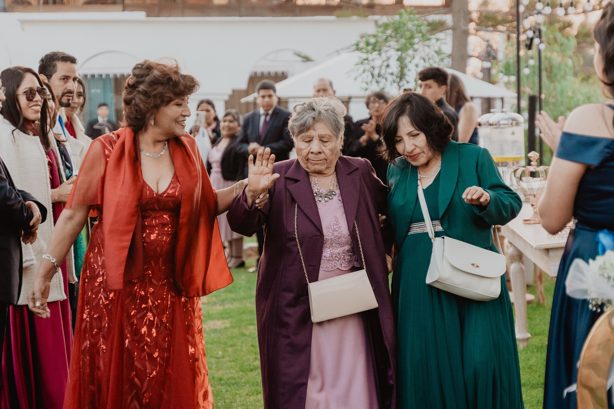 GABRIELA + JORGE | BODA CIVIL RELIGIOSA. Studio KVTA | Fotografía y Video de Bodas en Arequipa