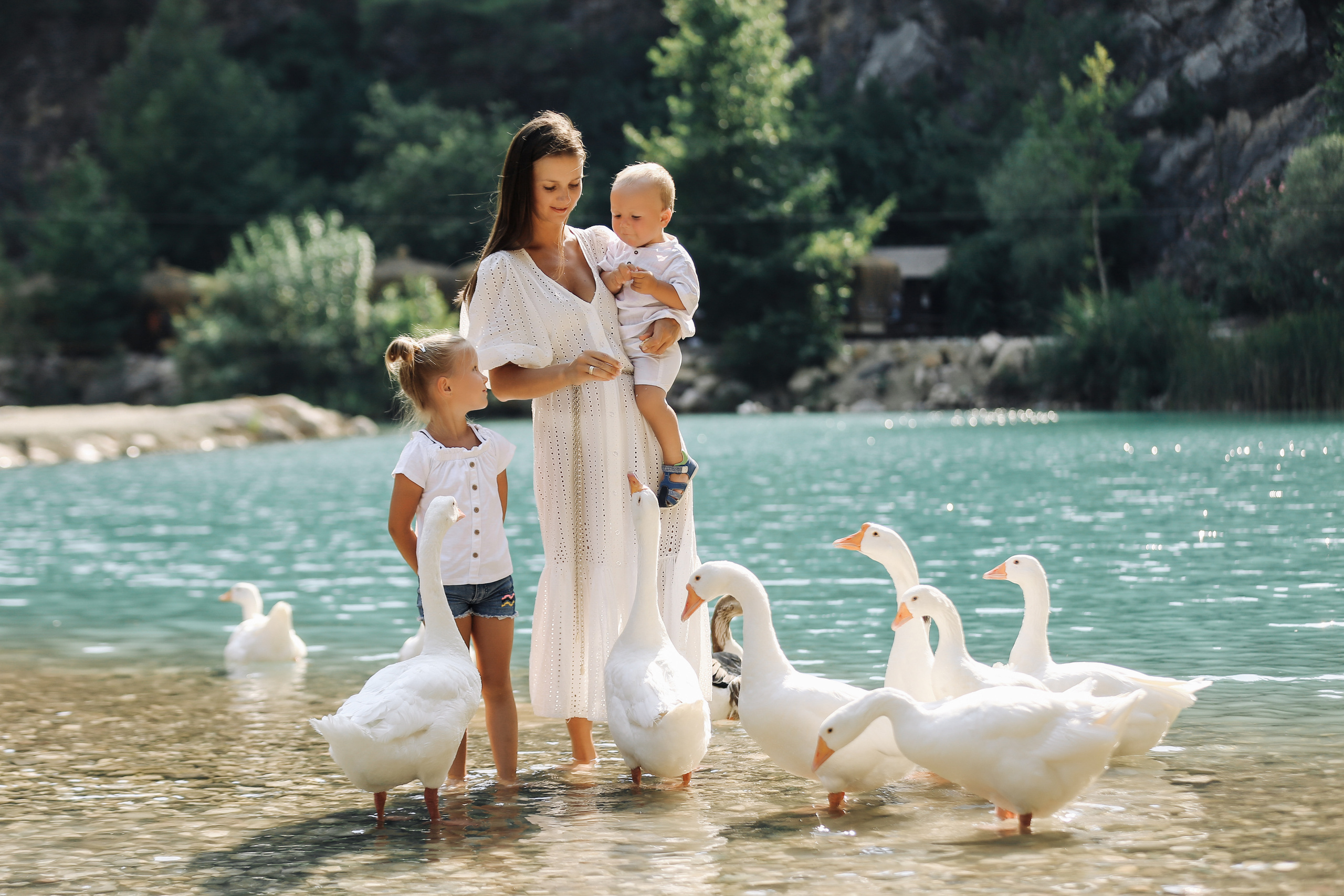 Мама с детьми