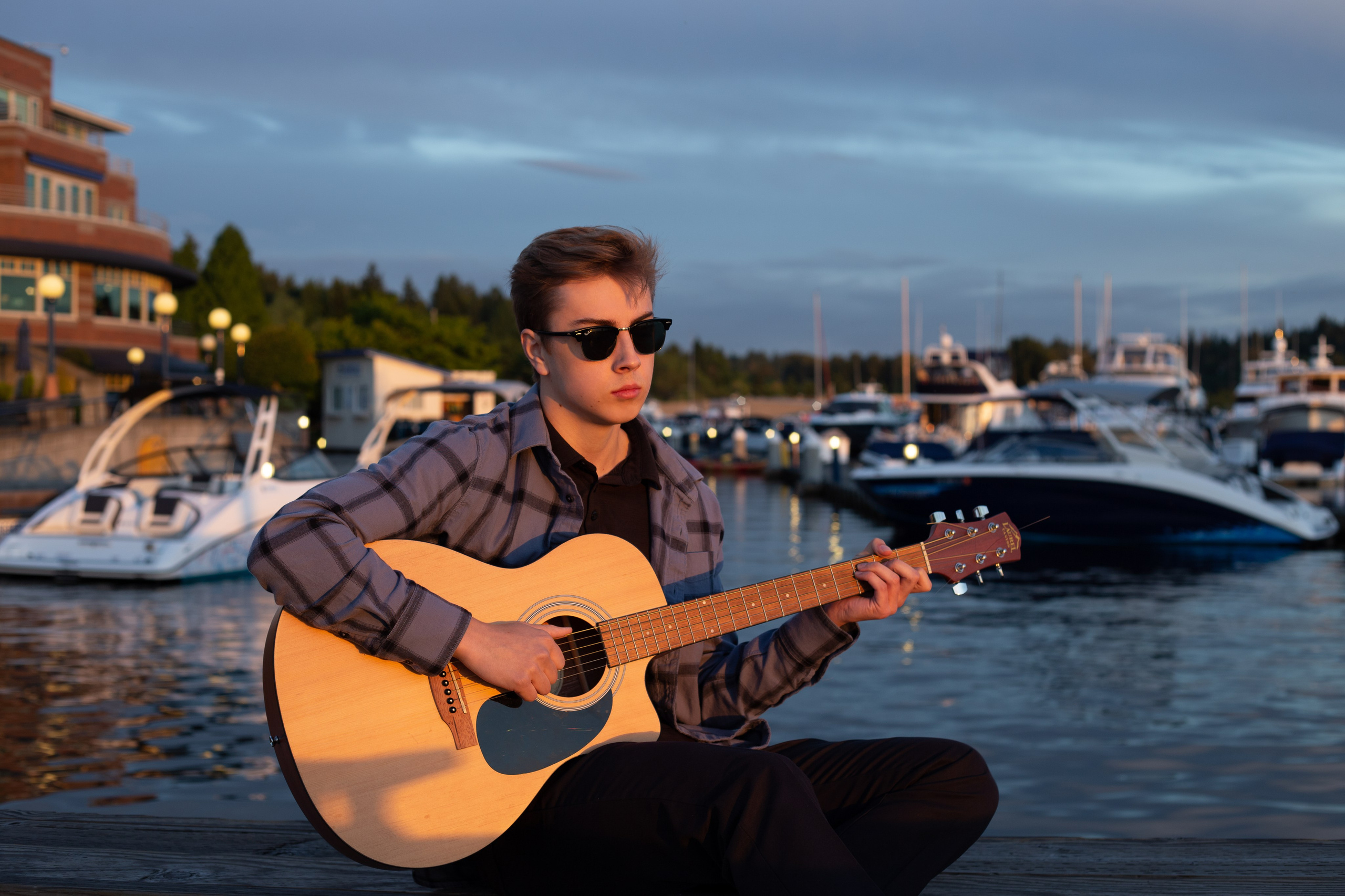 Waterfront Photoshoot. YuAnna studio. Family & Kids Photographer in Seattle area, located in