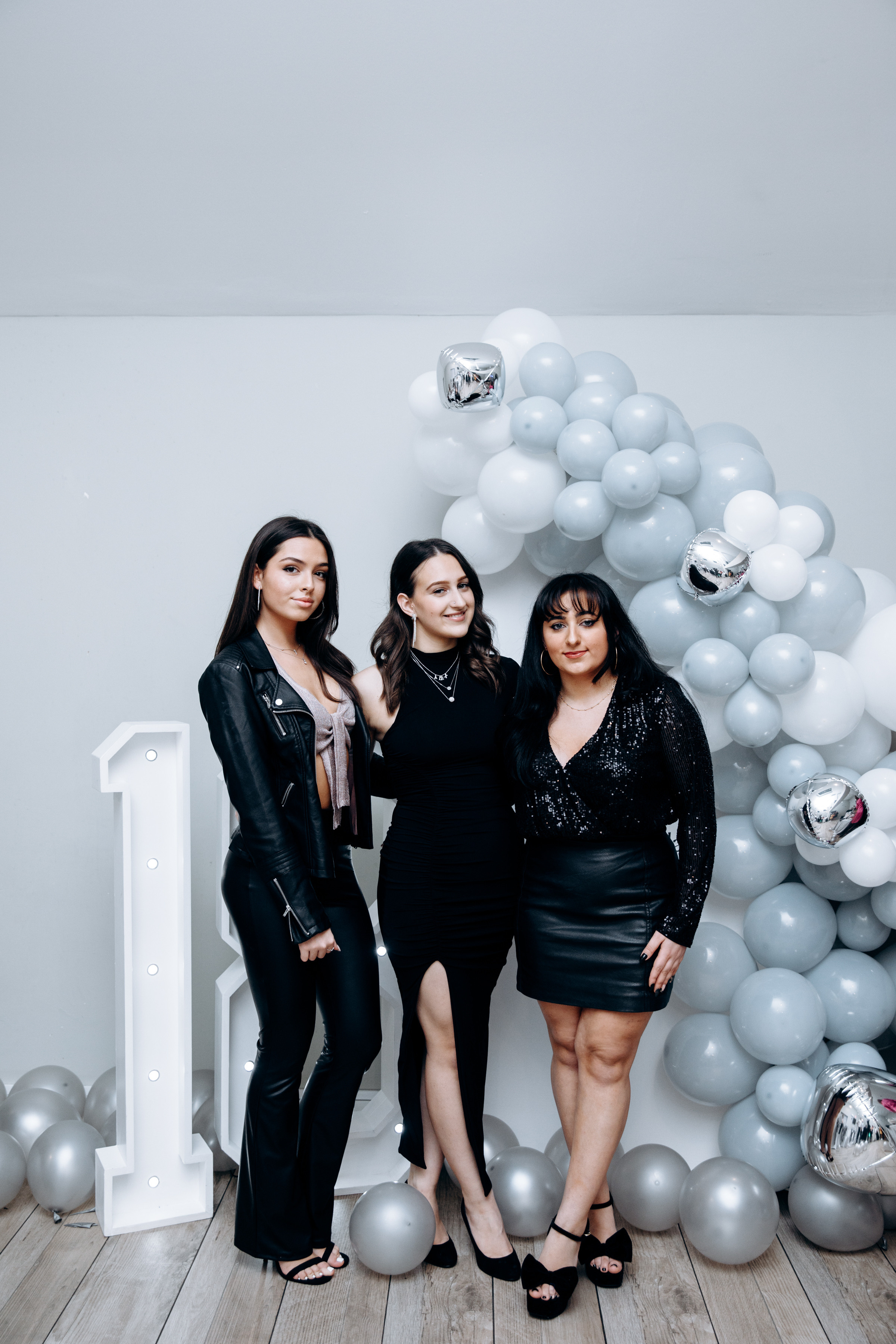 Alex’s 18 Birthday. Petru Gorea Photography | Family | Portrait | Fashion | Brand