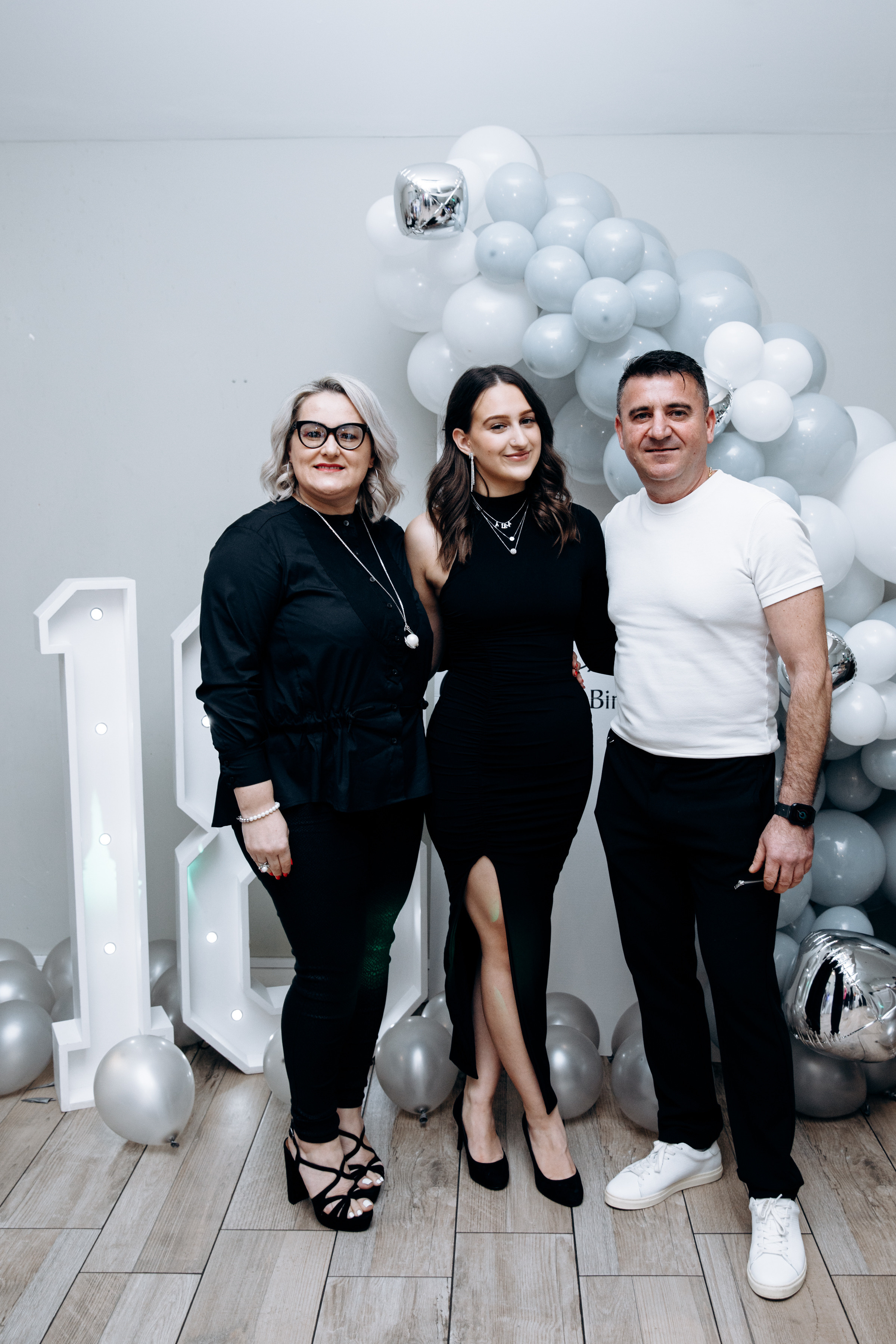 Alex’s 18 Birthday. Petru Gorea Photography | Family | Portrait | Fashion | Brand
