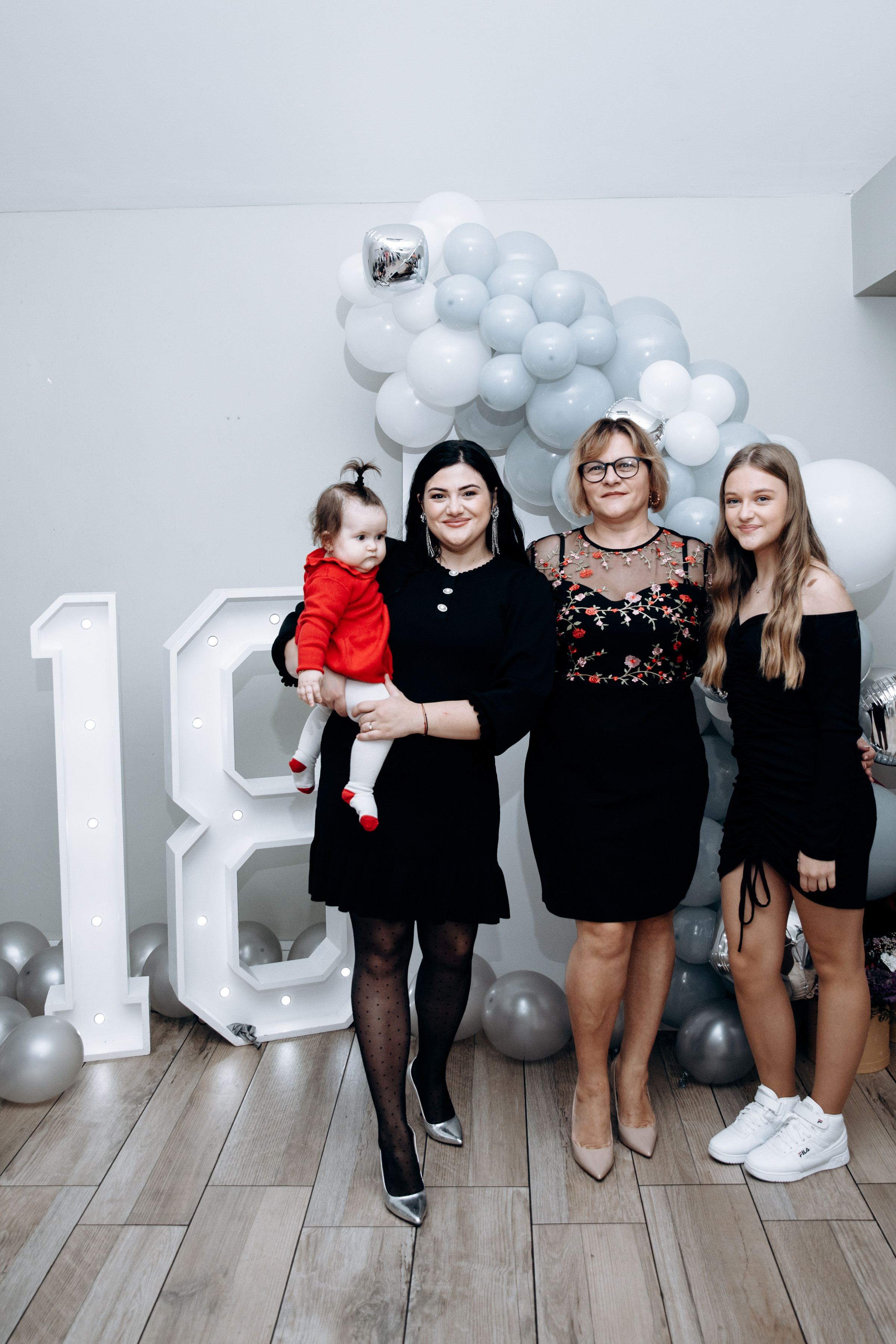 Alex’s 18 Birthday. Petru Gorea Photography | Family | Portrait | Fashion | Brand