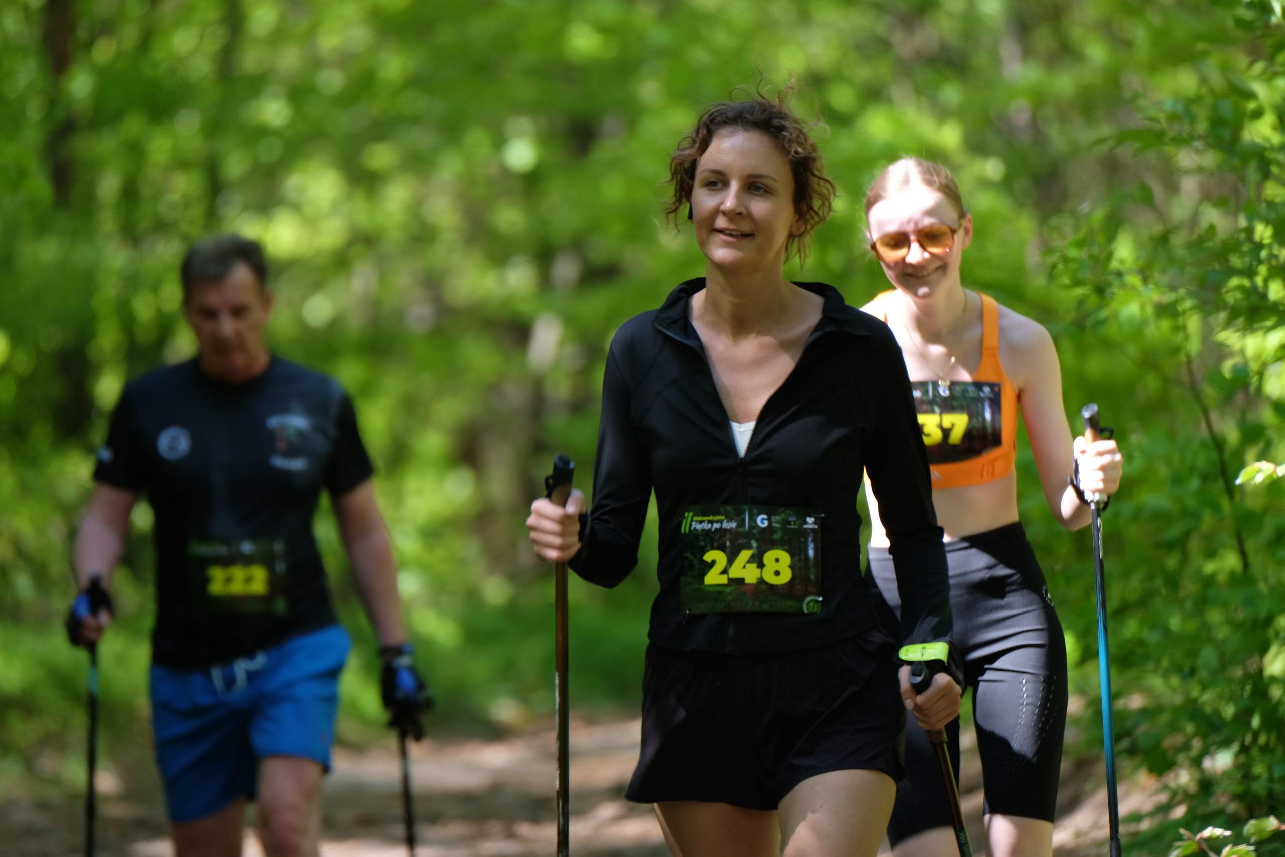 Aleksandryjska Piątka po lesie. Main