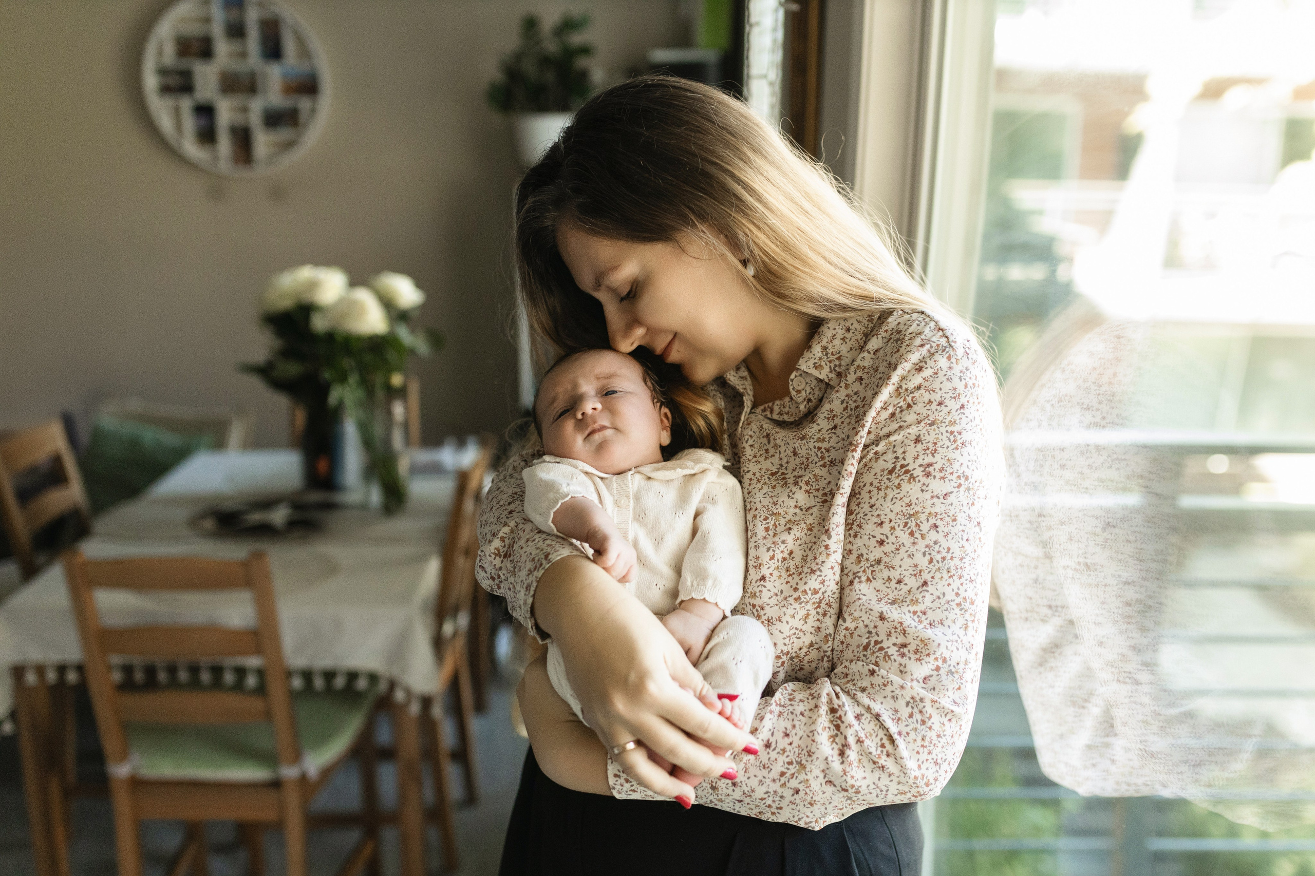 Newborn Lifestyle. Family photographer in Bay Area, California