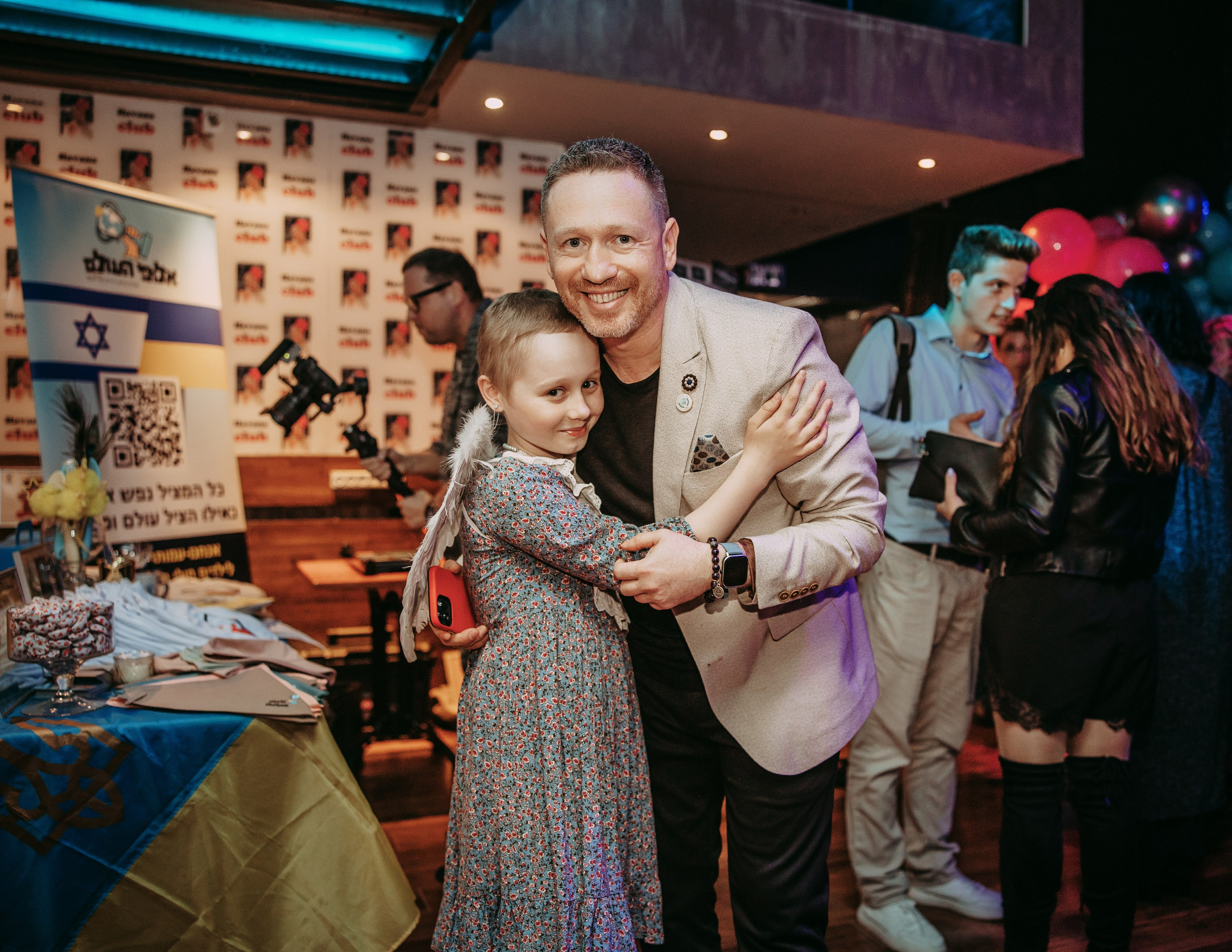 First BLOGGER HOUSE — Reportage. George TLV — Professional photographer and retoucher in Israel