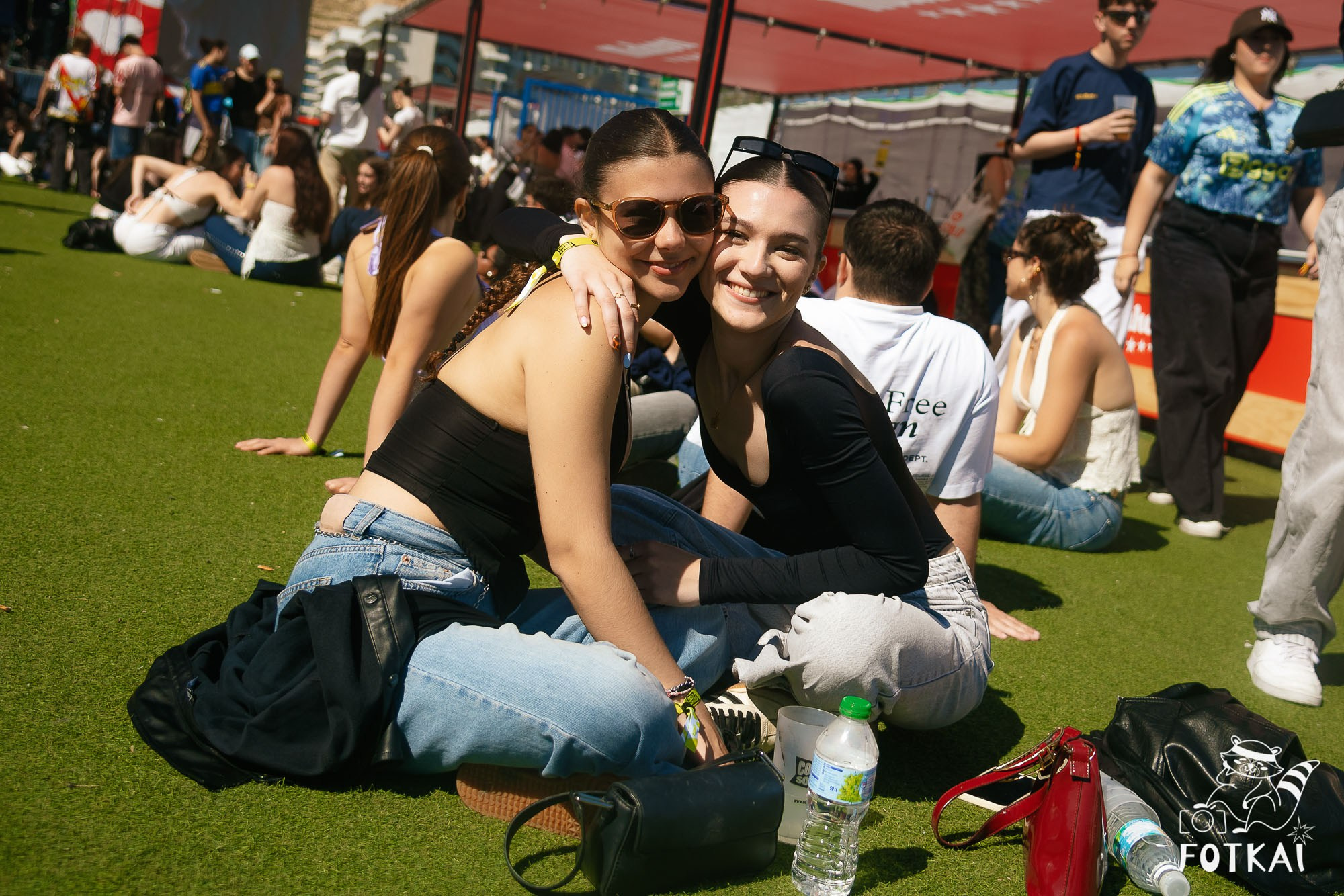 Fotos Costa Sonora 2026 Alicante Día 2 — busca tu foto y encuentra amigos del festival | FOTKAI
