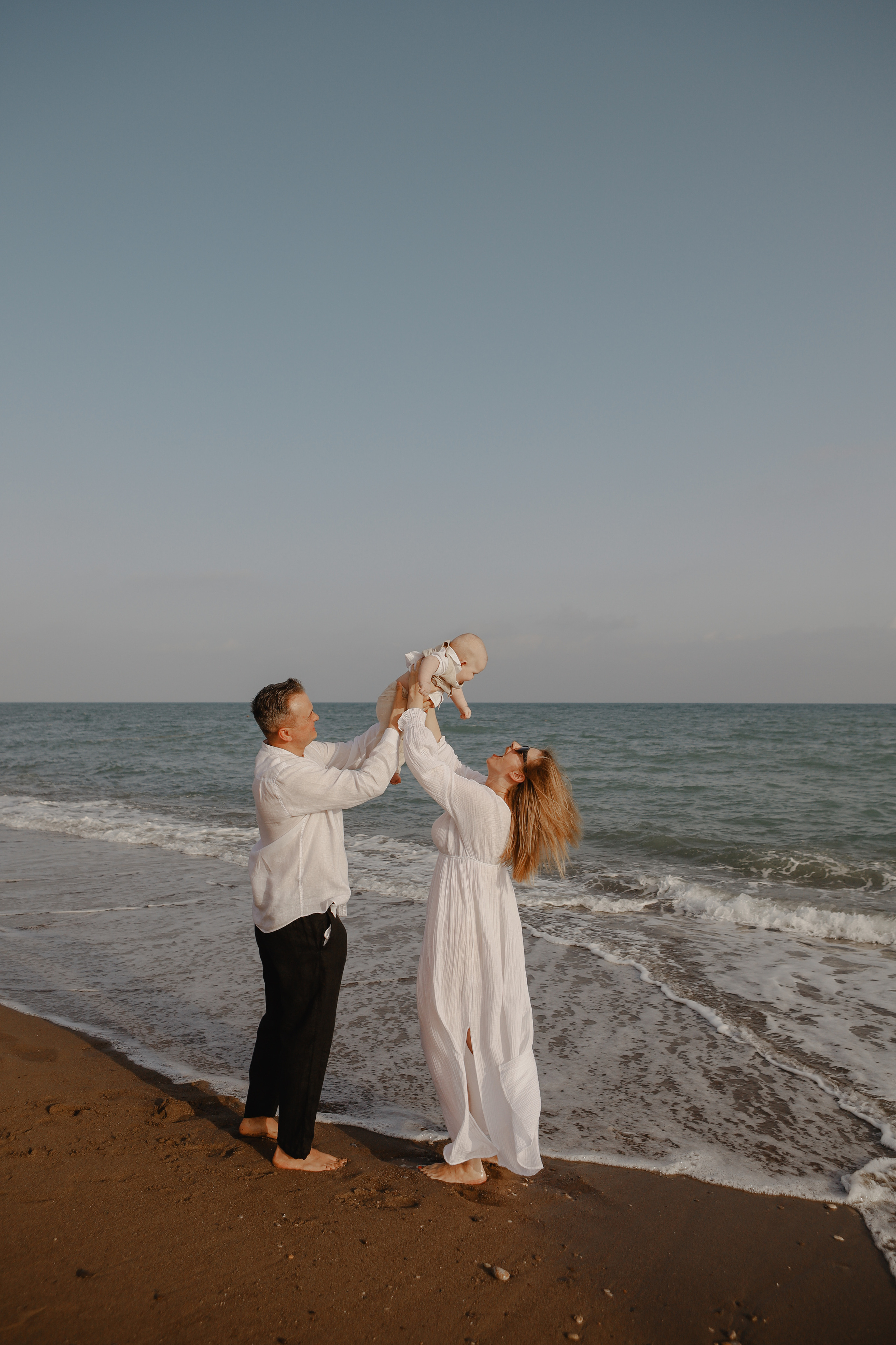 Alexander, Yana and Svyatoslav. Photographer Lisbon|Portugal Nadiya Kharytonenko