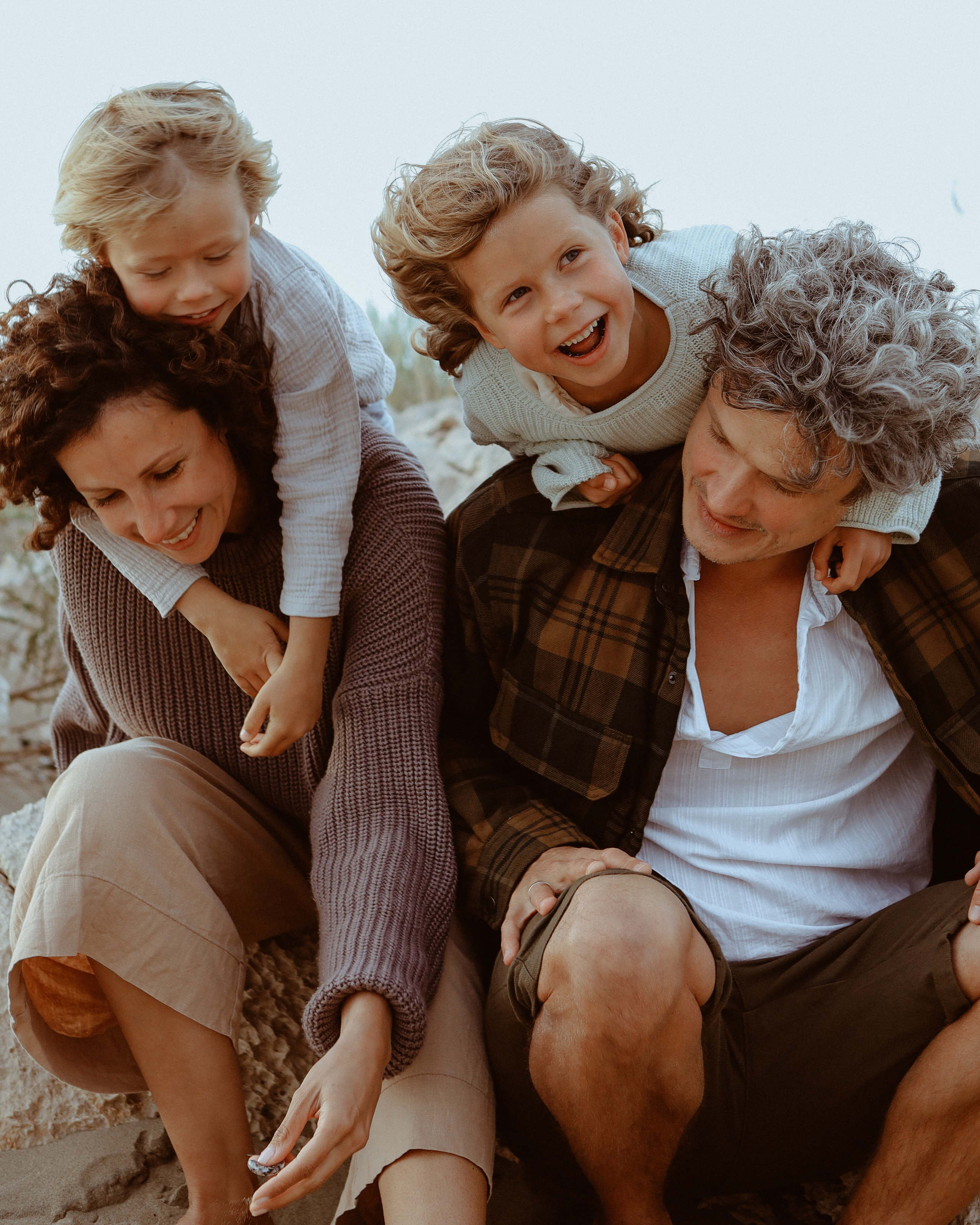 Galina, Dmitry, Mia, Emil. Photographer Lisbon|Portugal Nadiya Kharytonenko