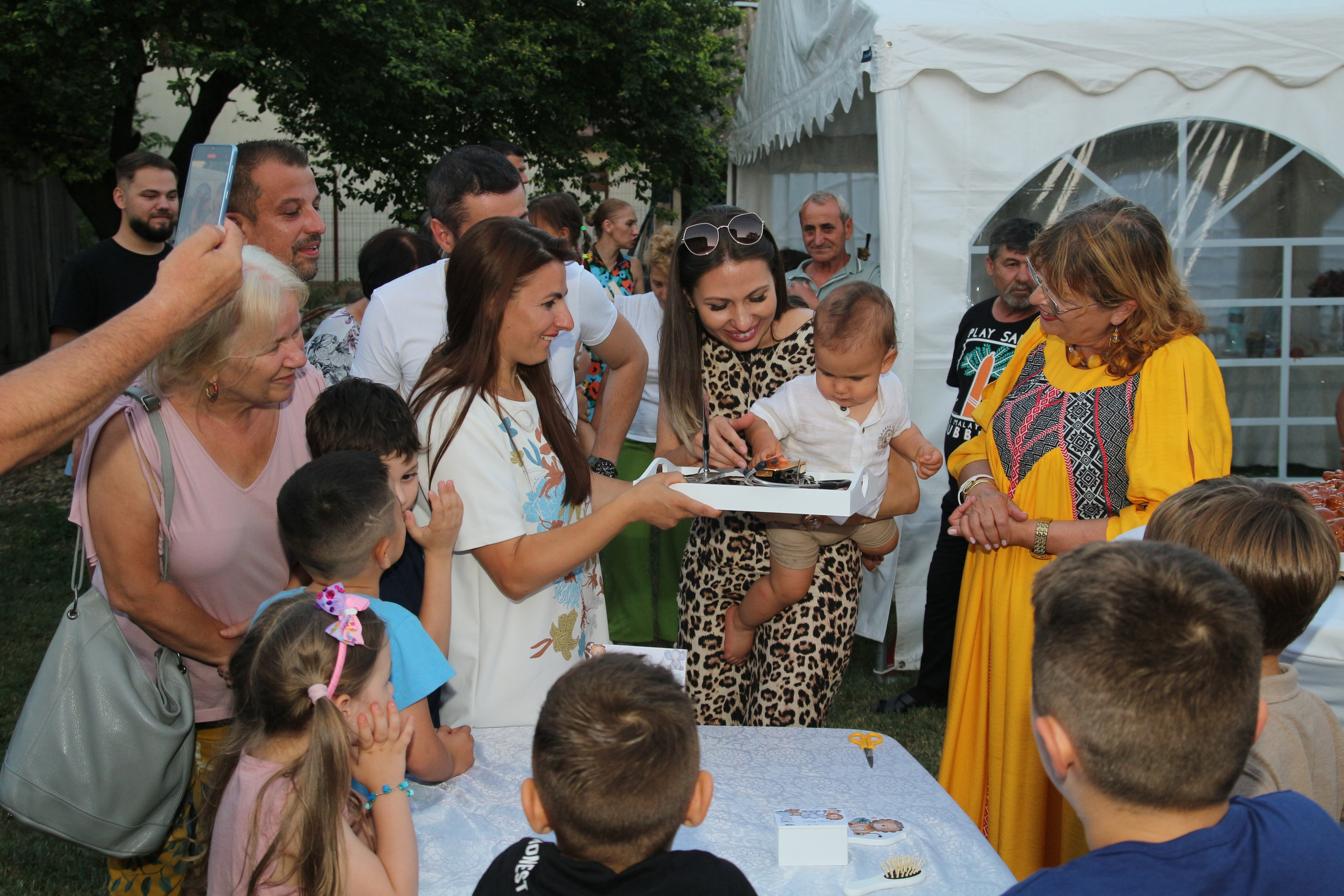 BYZO MEDIA. PETRU BYZO - family and children photographer in ROMANIA